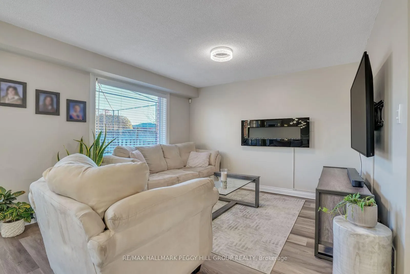 Photo 8 of 25 Bibby Court, Barrie, Holly — HOMEH
