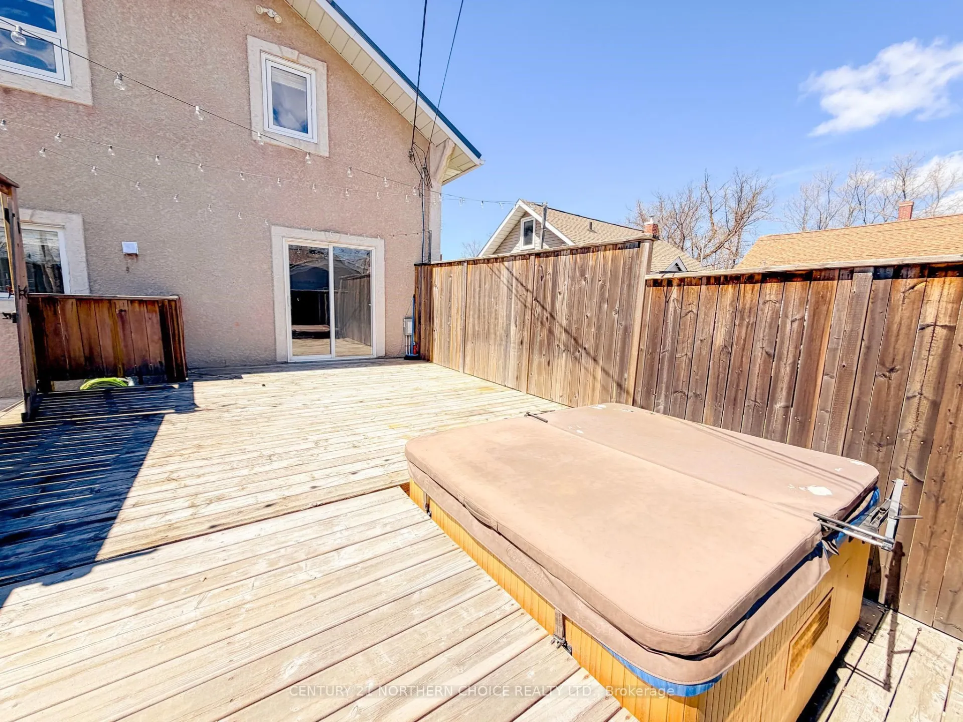 Photo 6 of 613 Fifth Avenue South, Kenora, Lakeside — HOMEH