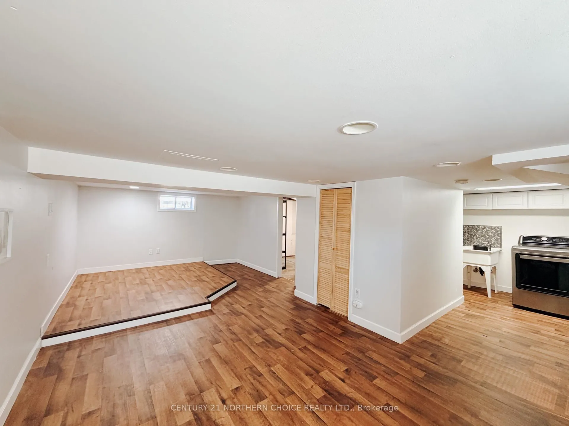 Photo 34 of 613 Fifth Avenue South, Kenora, Lakeside — HOMEH