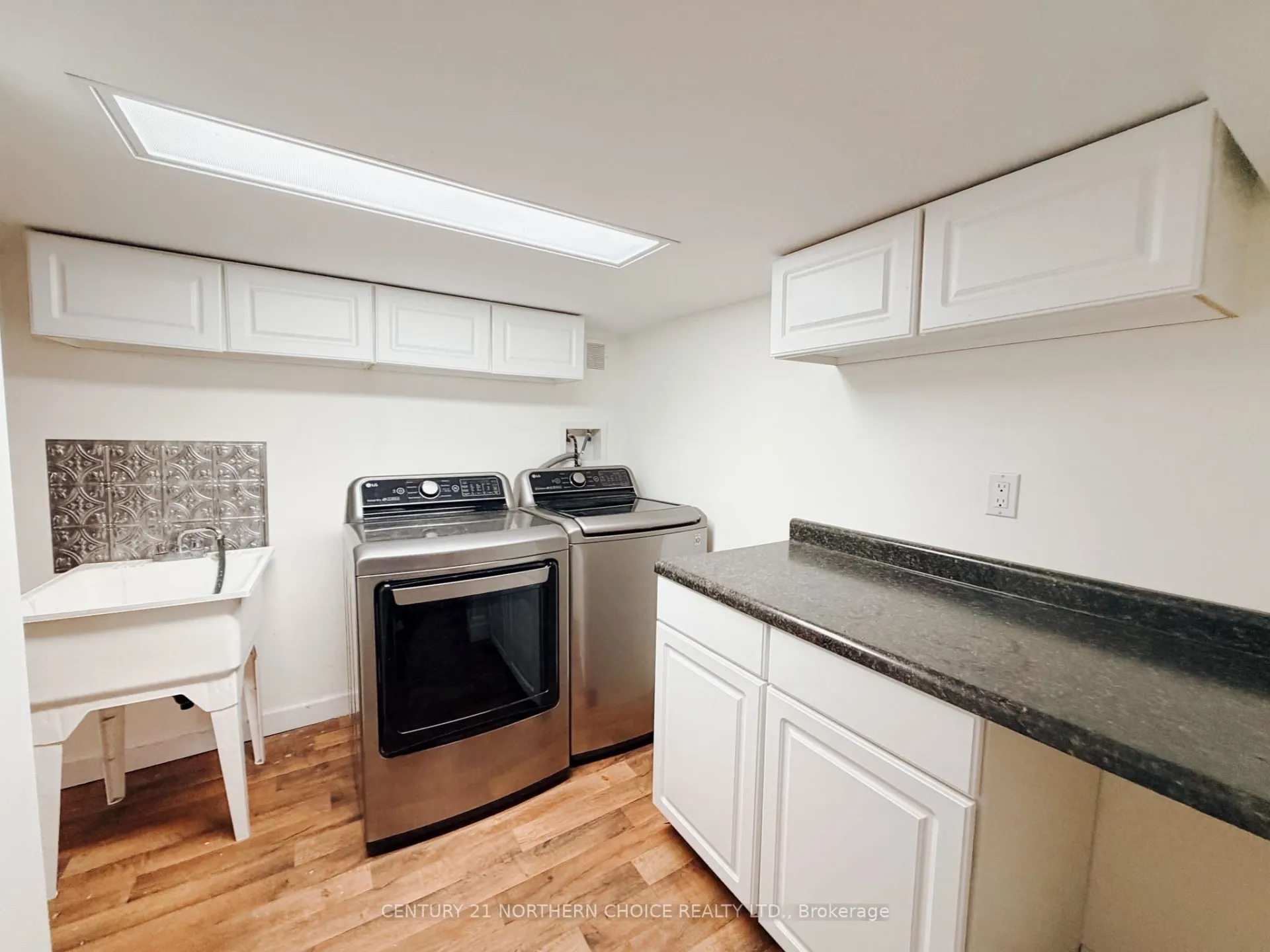 Photo 36 of 613 Fifth Avenue South, Kenora, Lakeside — HOMEH