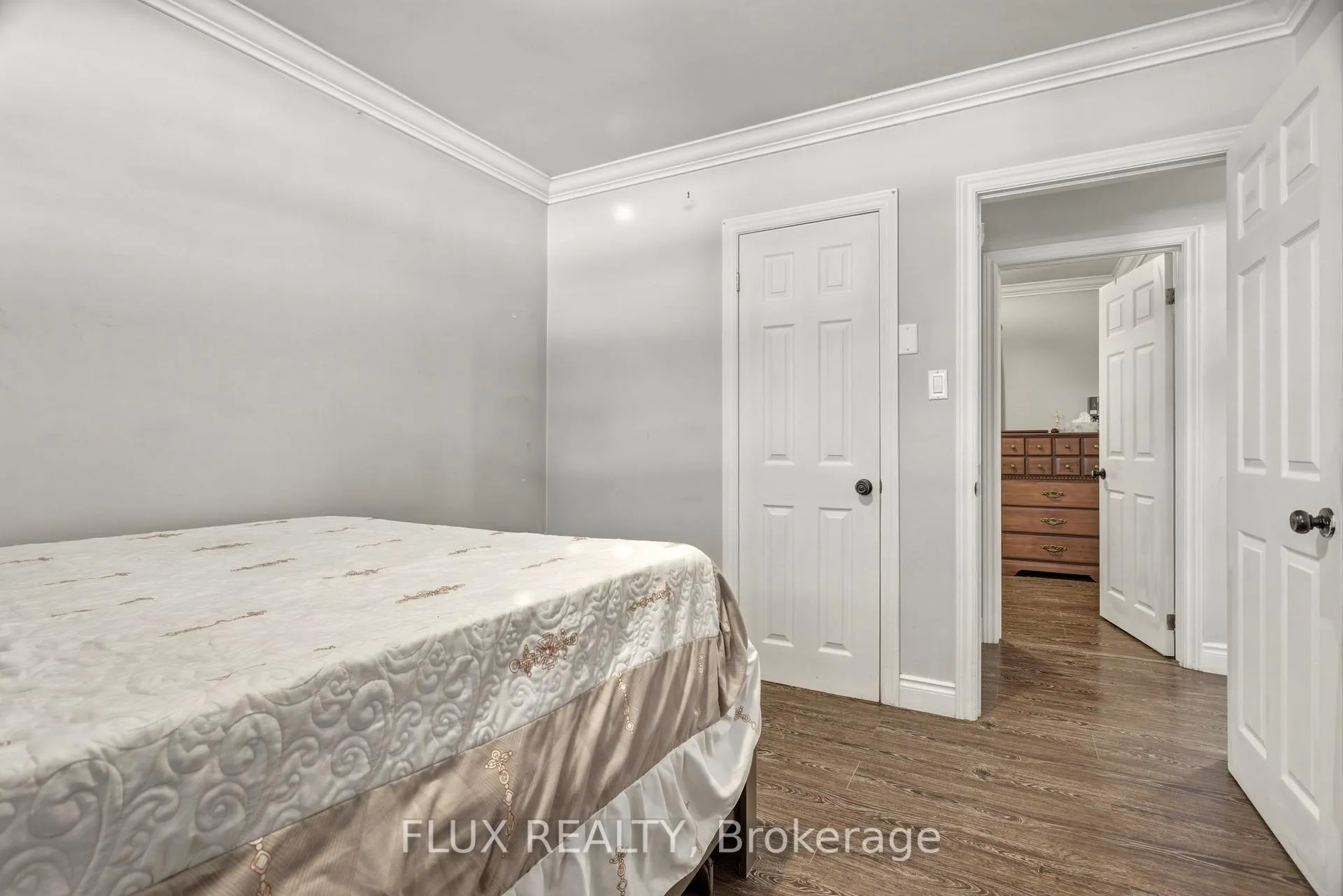 Photo 26 of 32 Close Avenue, Cambridge, Christopher-Champlain — HOMEH