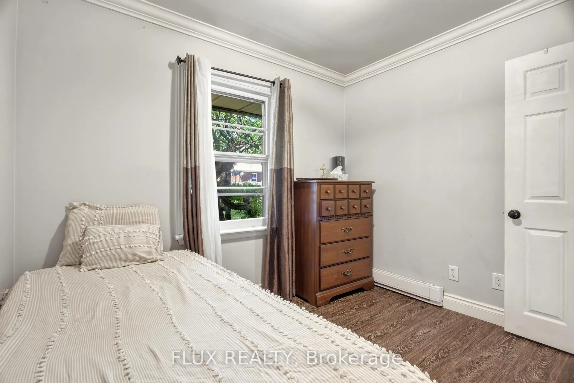Photo 28 of 32 Close Avenue, Cambridge, Christopher-Champlain — HOMEH