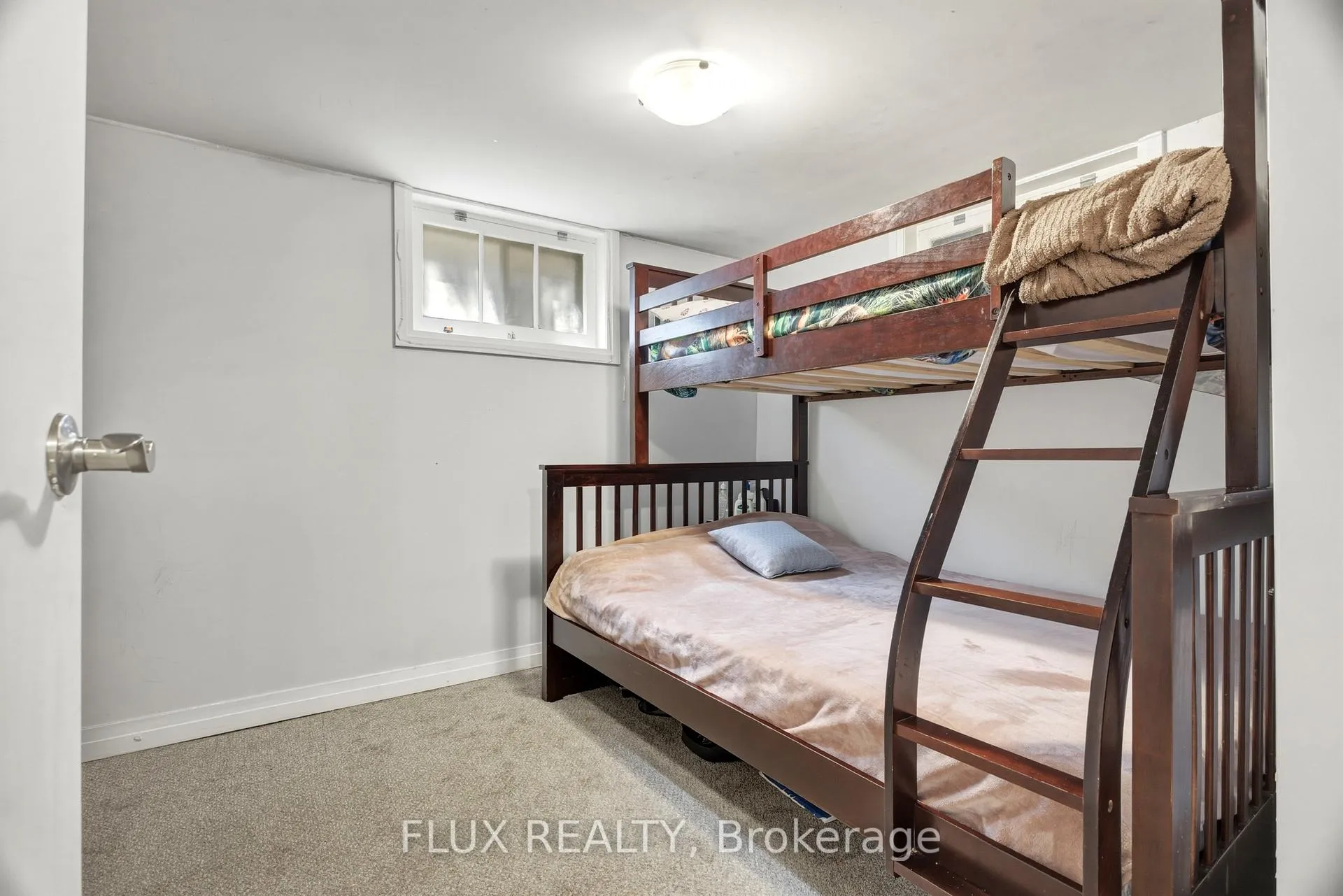 Photo 36 of 32 Close Avenue, Cambridge, Christopher-Champlain — HOMEH