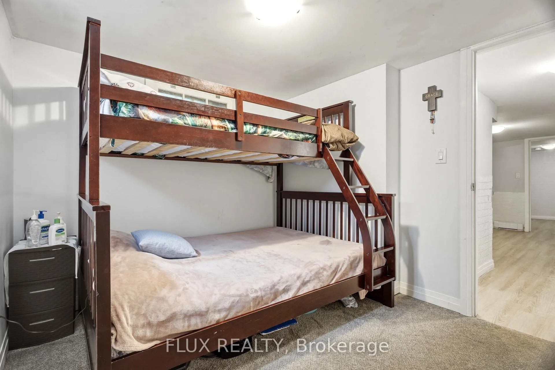 Photo 37 of 32 Close Avenue, Cambridge, Christopher-Champlain — HOMEH