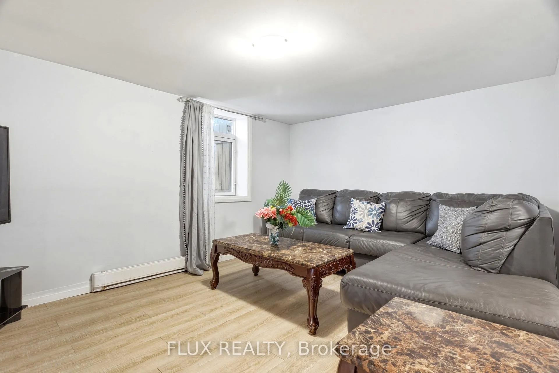 Photo 38 of 32 Close Avenue, Cambridge, Christopher-Champlain — HOMEH
