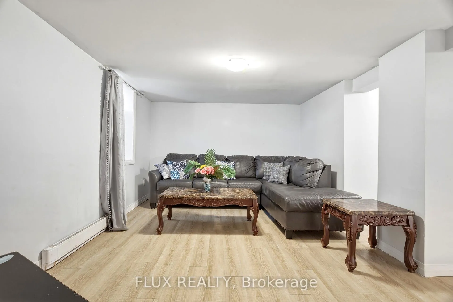 Photo 39 of 32 Close Avenue, Cambridge, Christopher-Champlain — HOMEH