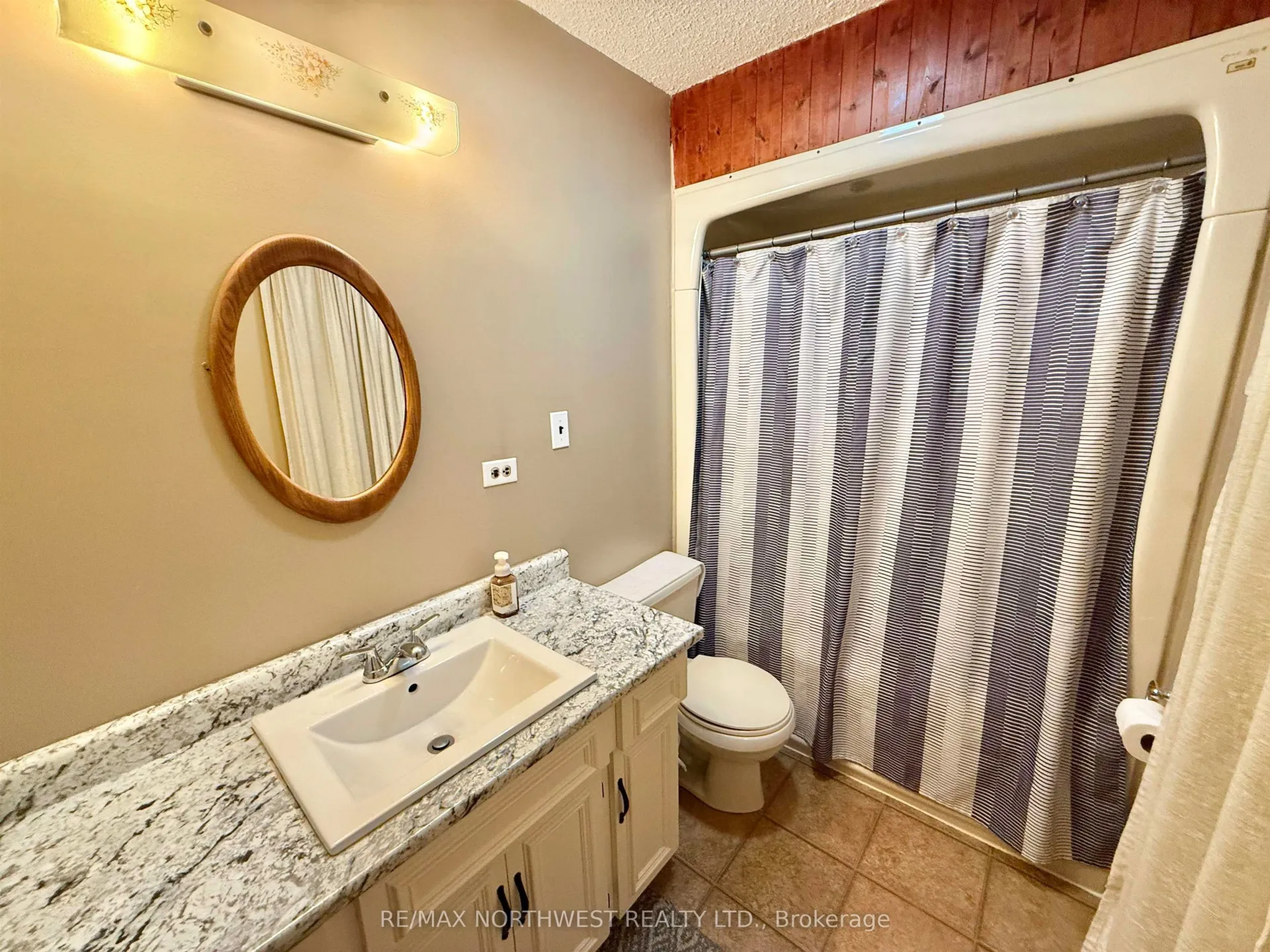 Photo 15 of 232 Rabbit Lake Road, Kenora, Rabbit Lake — HOMEH