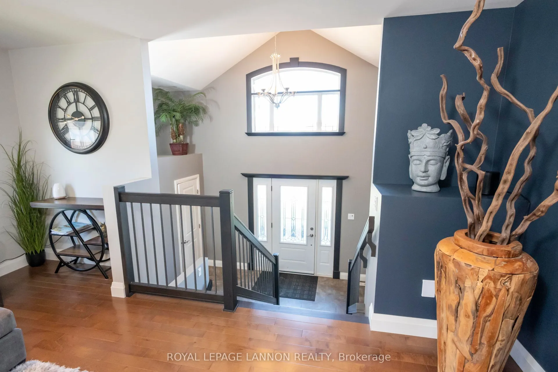 Photo 3 of 218 Sunflower Street, Thunder Bay, John Street North — HOMEH