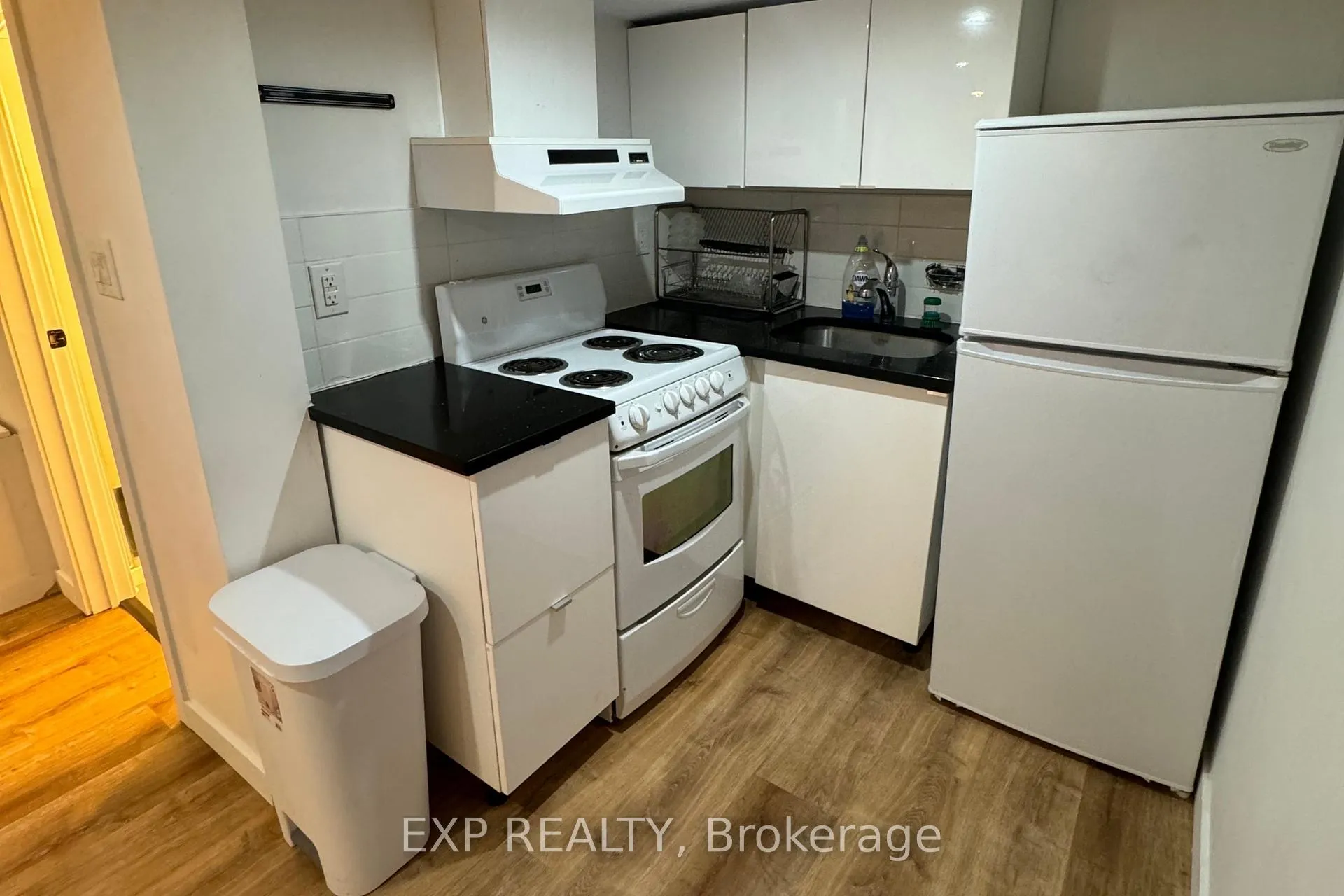 Photo 17 of 323 Montfort Street, Ottawa, Vanier — HOMEH