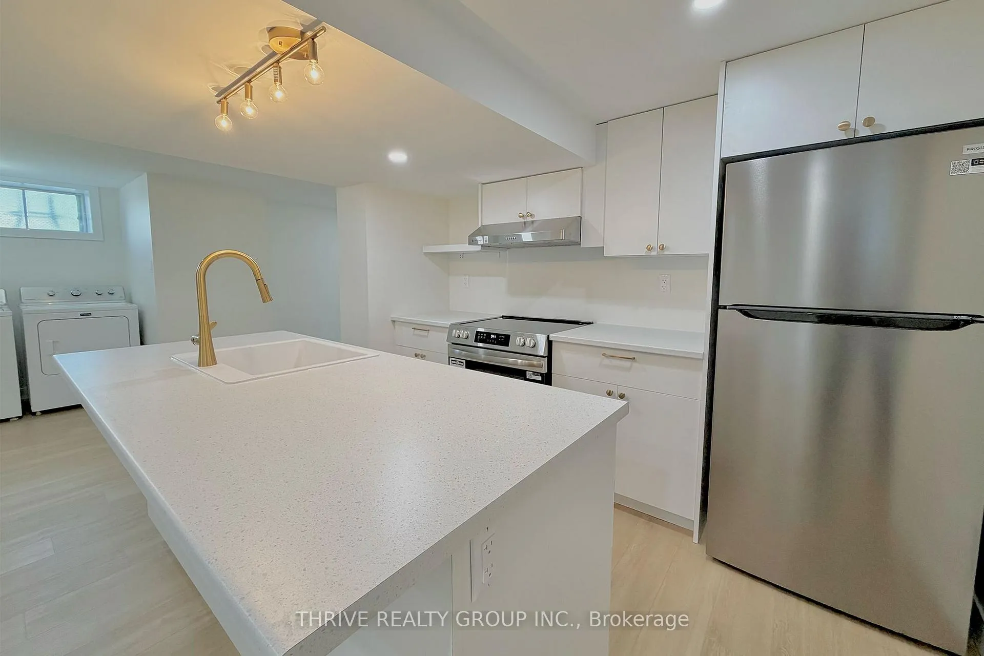 Photo 6 of Unit Lower, 444 Ridgewood Crescent, London, South D — HOMEH