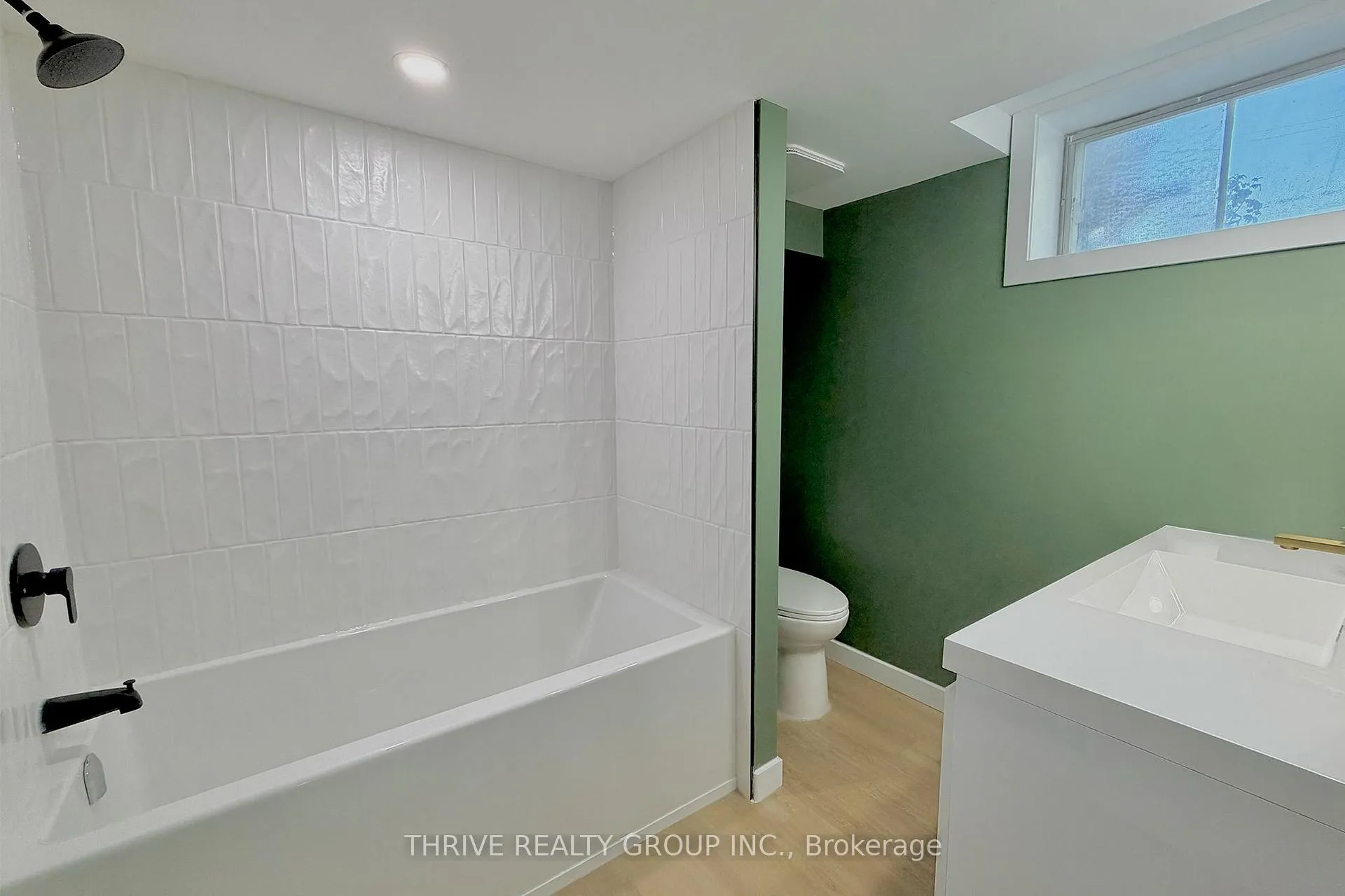 Photo 10 of Unit Lower, 444 Ridgewood Crescent, London, South D — HOMEH