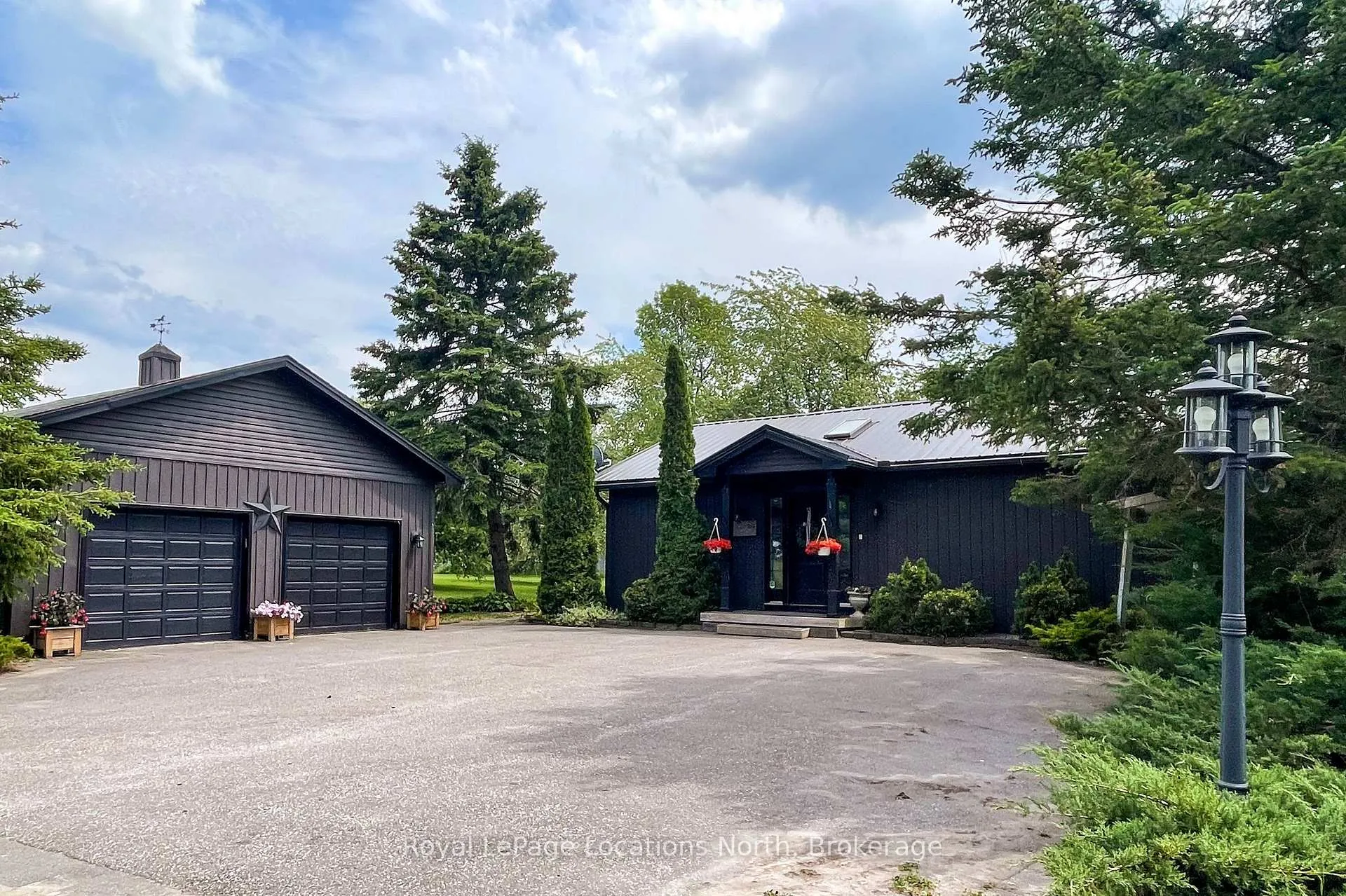 Photo of 26106 Euphrasia St. Vincent Townline