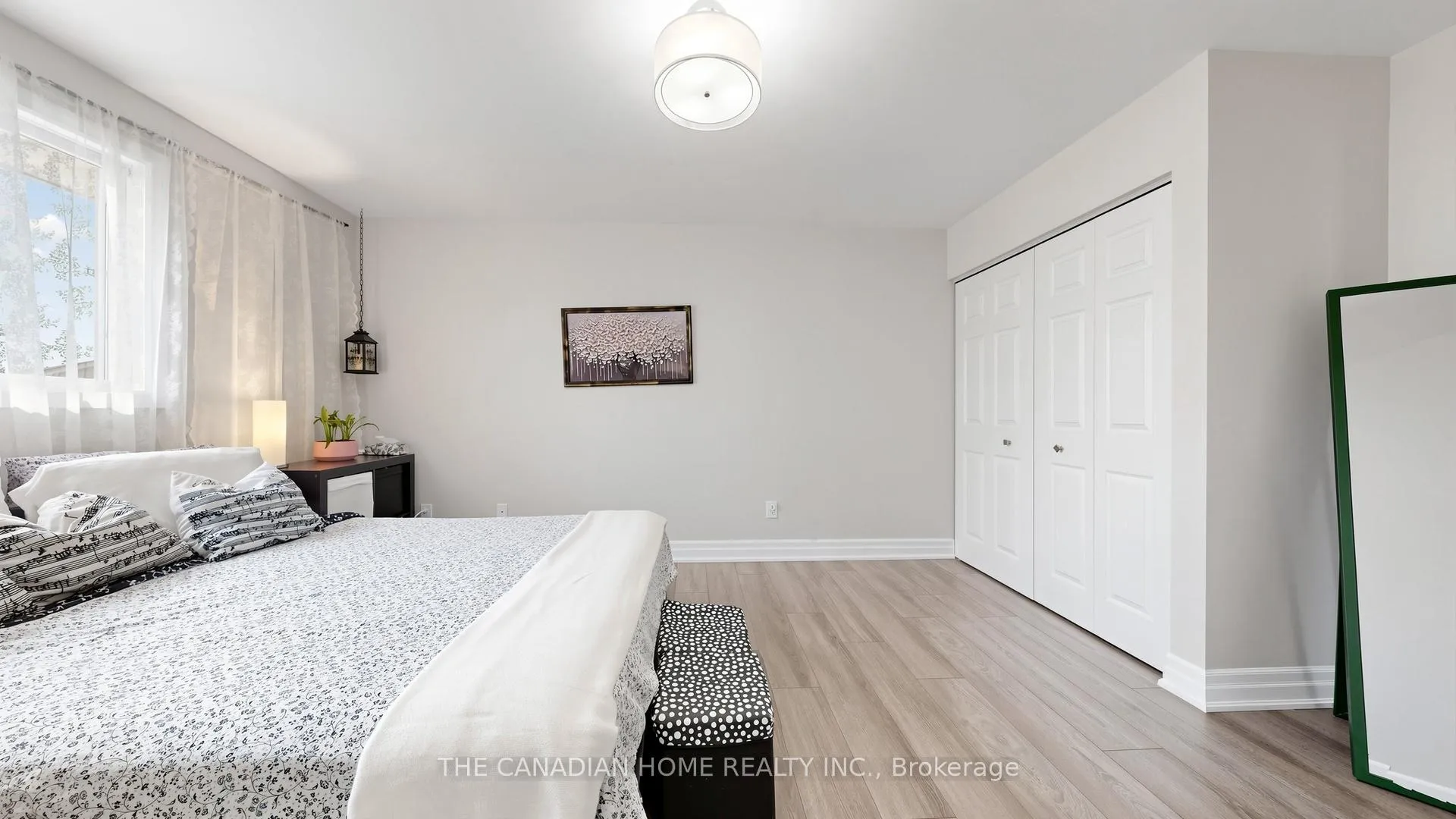 Photo 20 of 128 Branlyn Crescent, Brantford, Lynden Hills — HOMEH