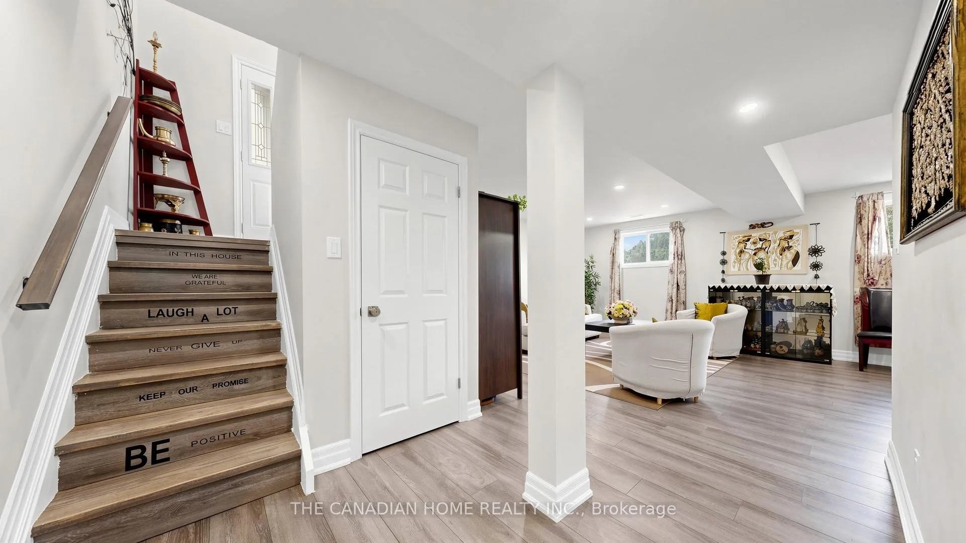 Photo 27 of 128 Branlyn Crescent, Brantford, Lynden Hills — HOMEH