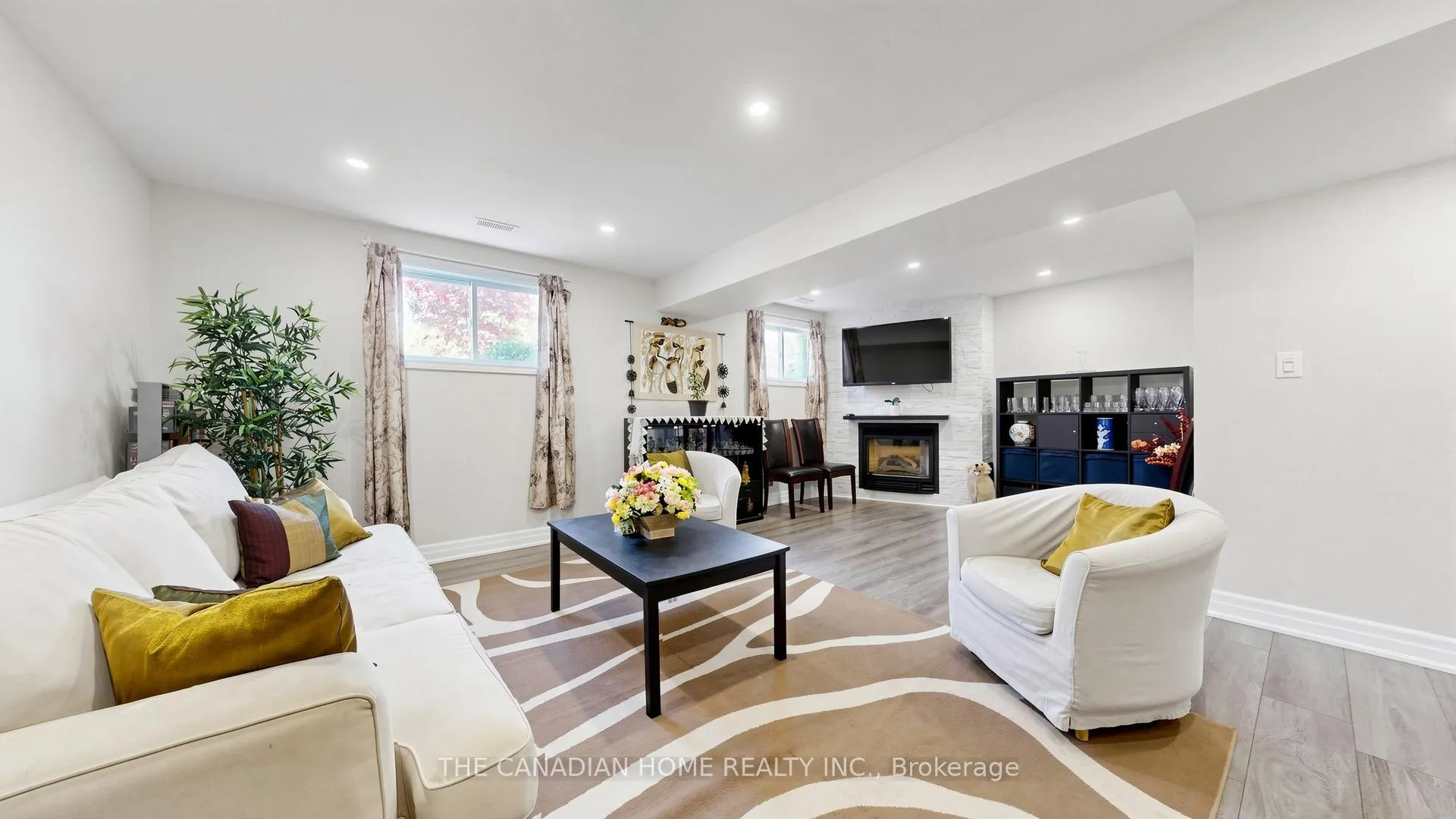 Photo 29 of 128 Branlyn Crescent, Brantford, Lynden Hills — HOMEH