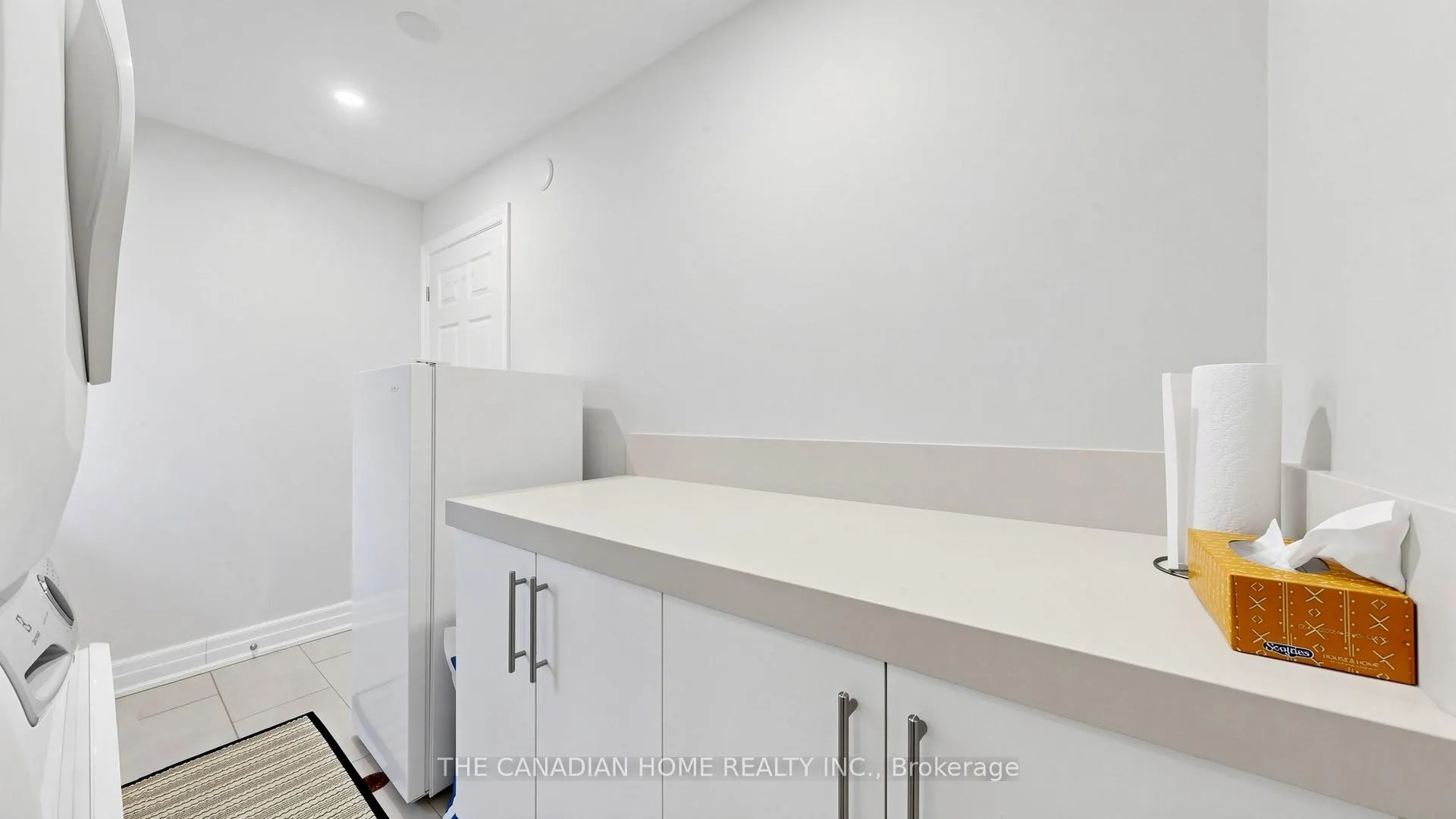 Photo 38 of 128 Branlyn Crescent, Brantford, Lynden Hills — HOMEH