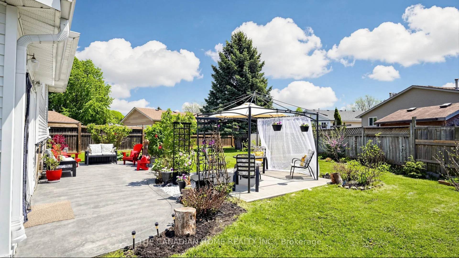 Photo 43 of 128 Branlyn Crescent, Brantford, Lynden Hills — HOMEH