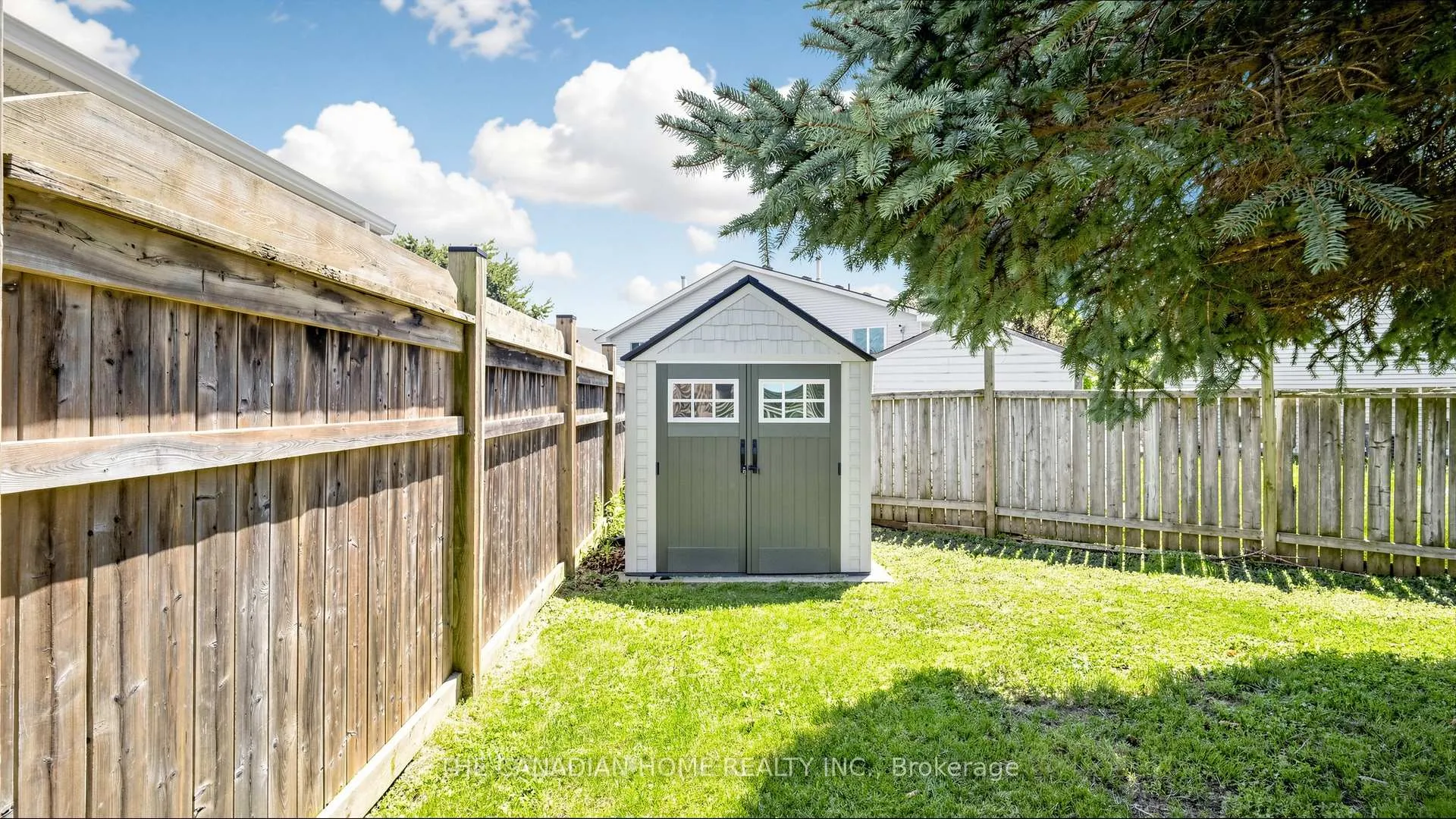 Photo 48 of 128 Branlyn Crescent, Brantford, Lynden Hills — HOMEH