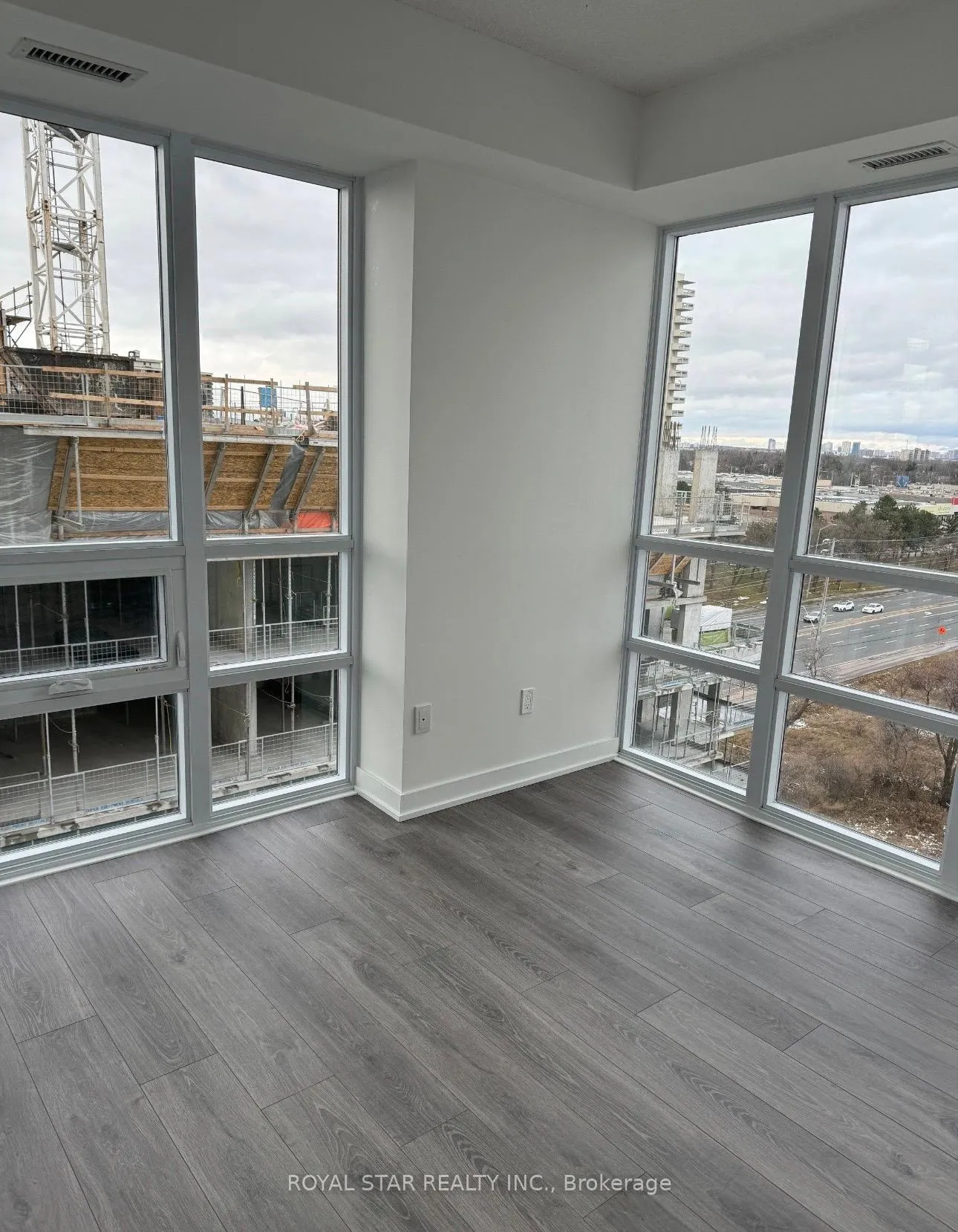 Front of Unit 1012, 225 Malta Avenue