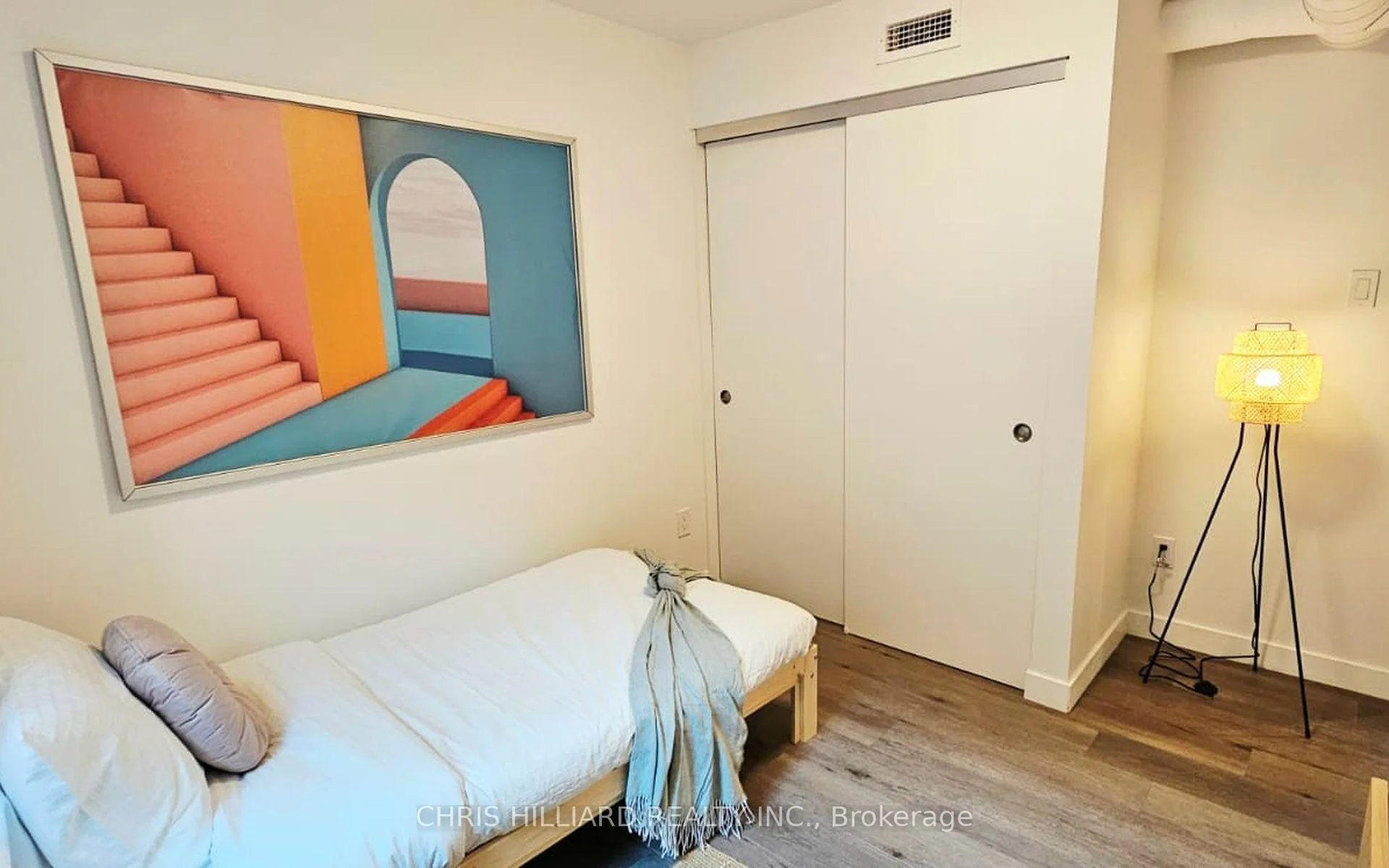 Photo 6 of 216 Mcarthur Avenue, Ottawa, Vanier — HOMEH