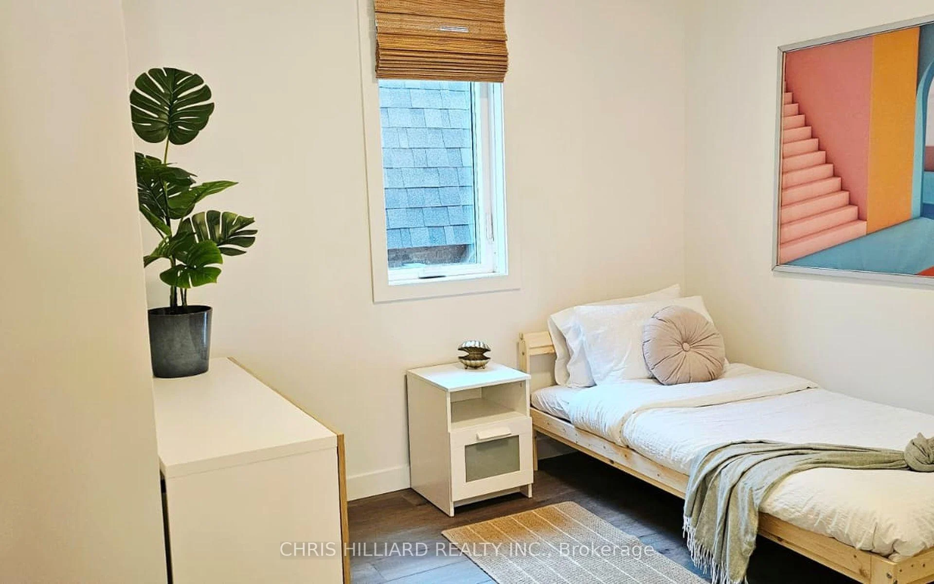Photo 22 of 216 Mcarthur Avenue, Ottawa, Vanier — HOMEH