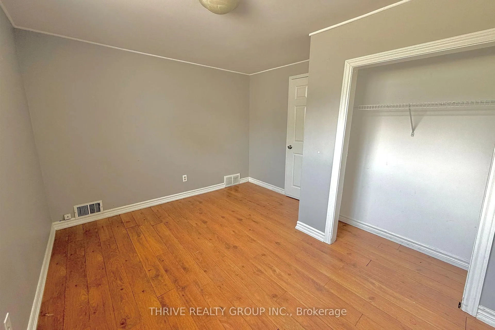 Photo 12 of Unit Lower, 727 Millbank Drive, London, South Y — HOMEH