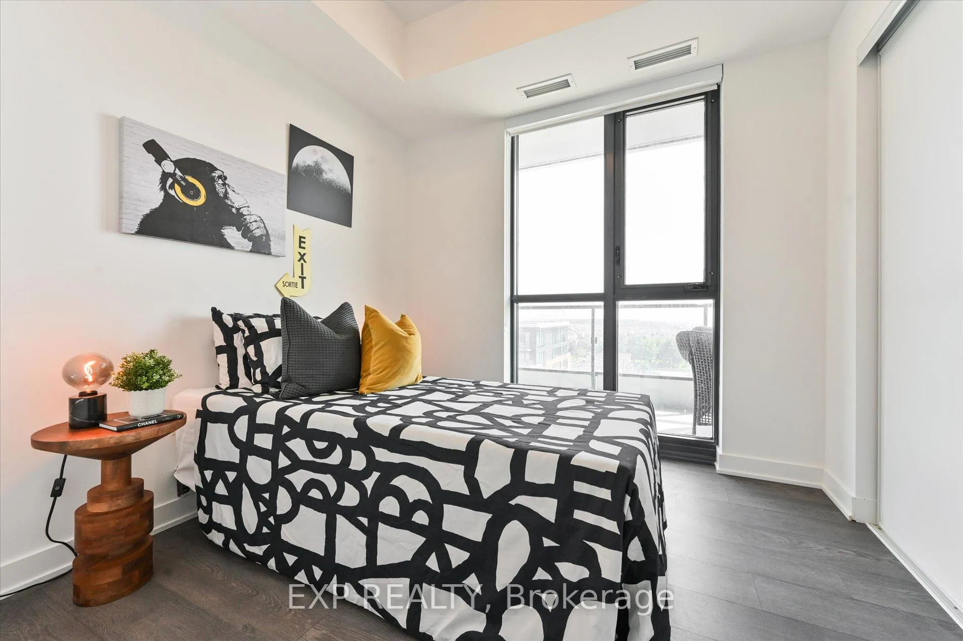 Photo 12 of Unit 1006, 120 Eagle Rock Way, Vaughan, Maple — HOMEH