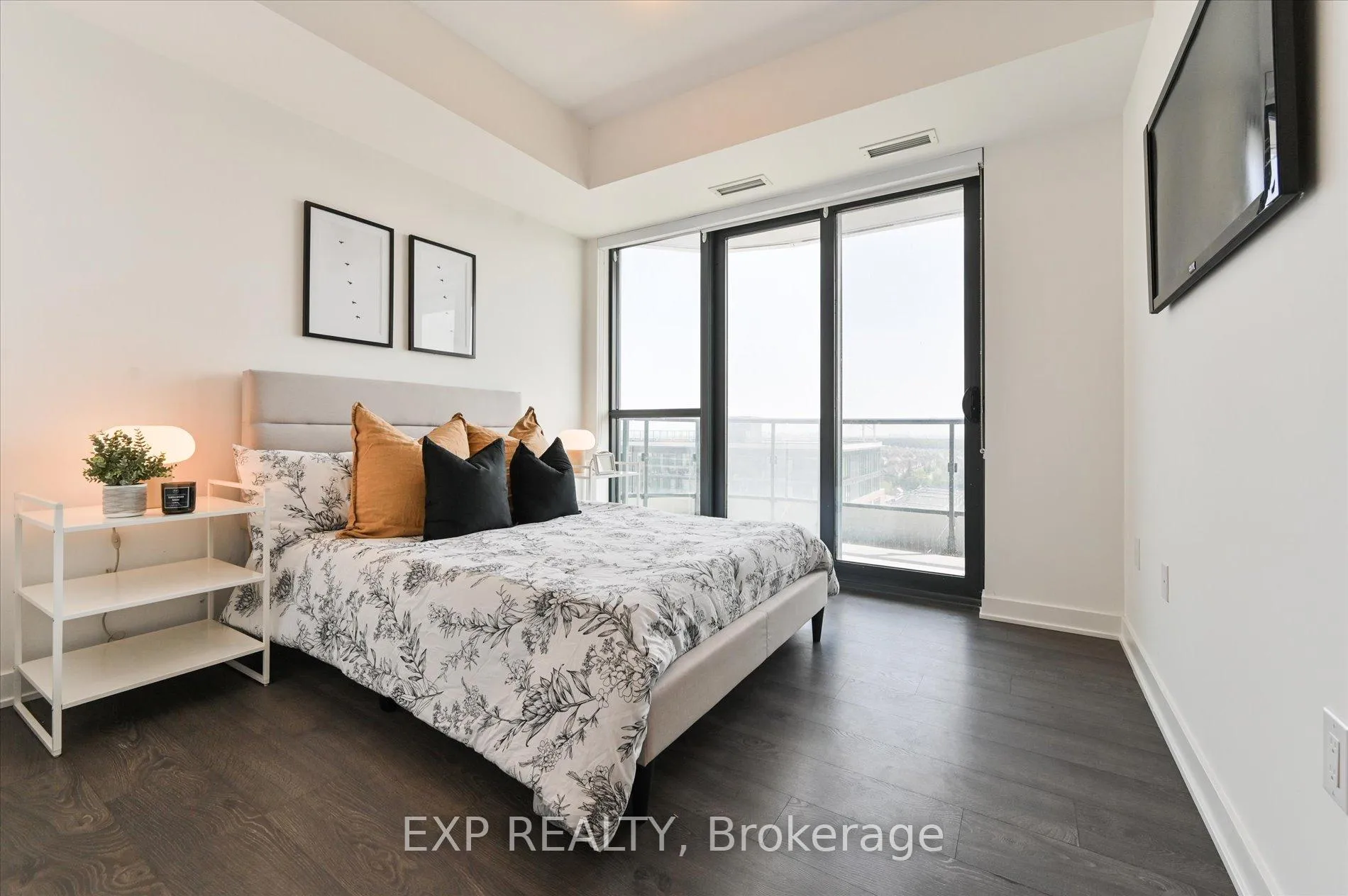 Photo 13 of Unit 1006, 120 Eagle Rock Way, Vaughan, Maple — HOMEH