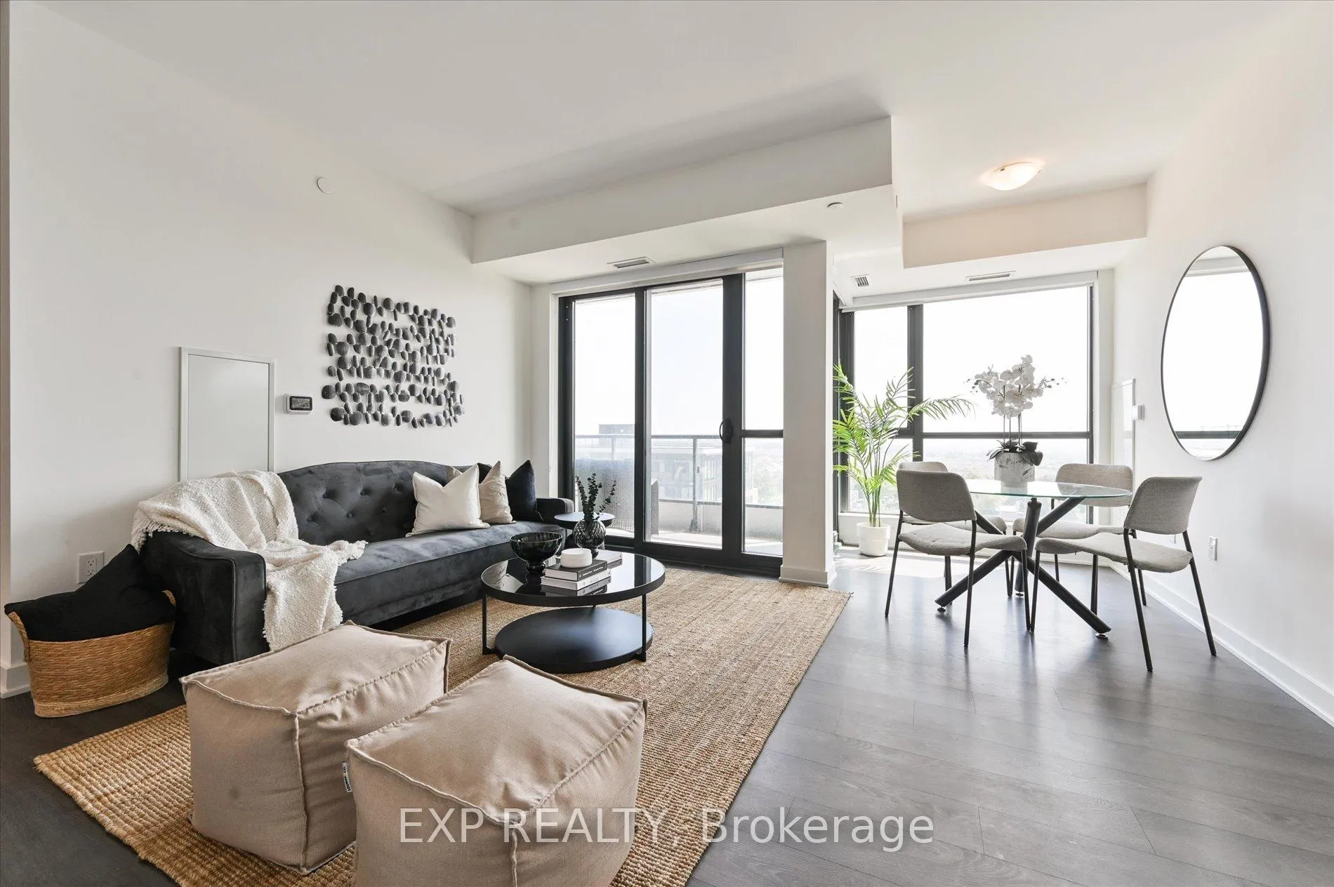 Photo 16 of Unit 1006, 120 Eagle Rock Way, Vaughan, Maple — HOMEH