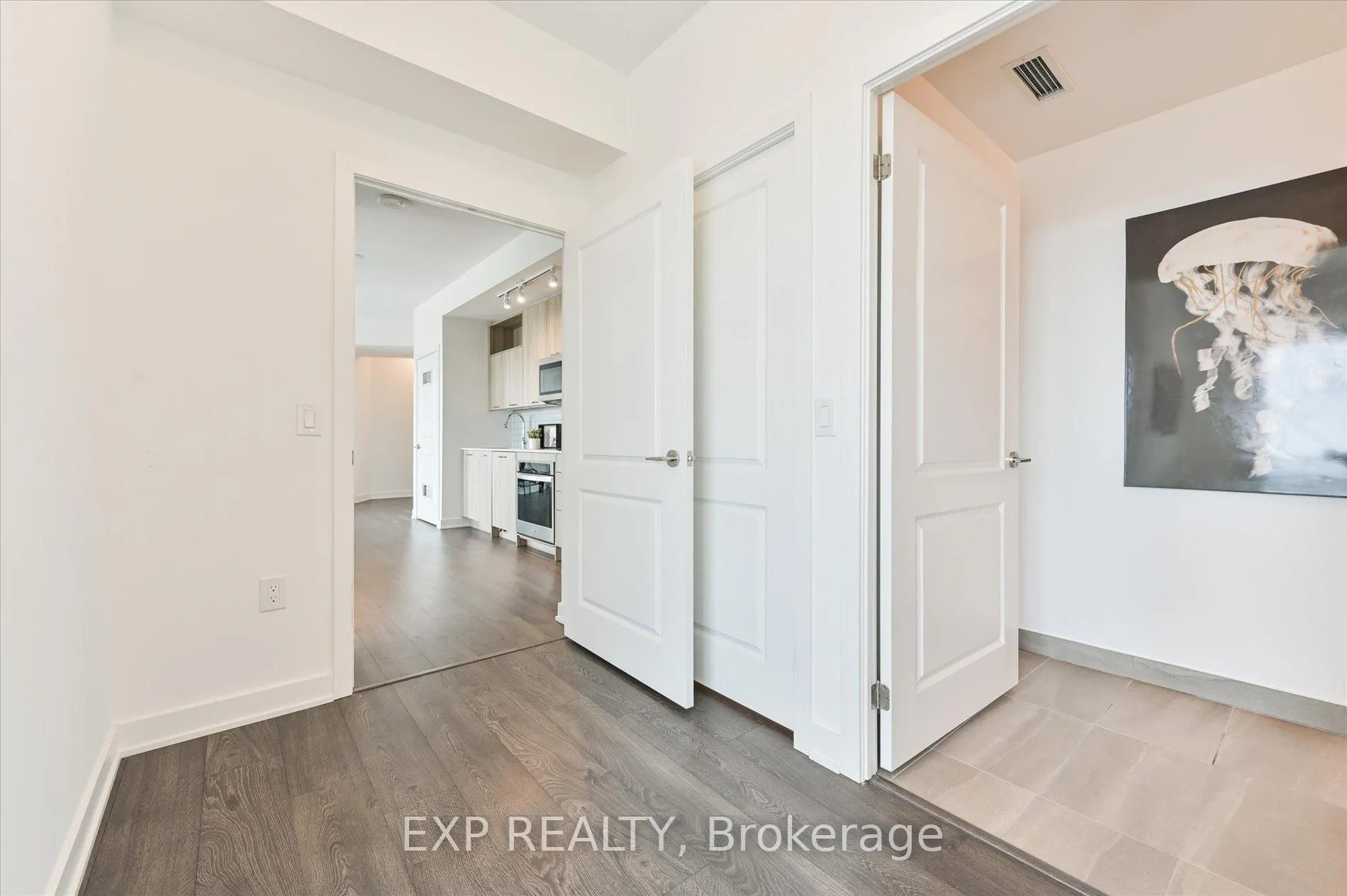 Photo 22 of Unit 1006, 120 Eagle Rock Way, Vaughan, Maple — HOMEH