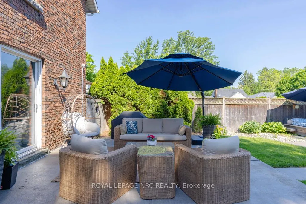 Photo 14 of 4 Maplewood Drive, St. Catharines, Vine/Linwell — HOMEH