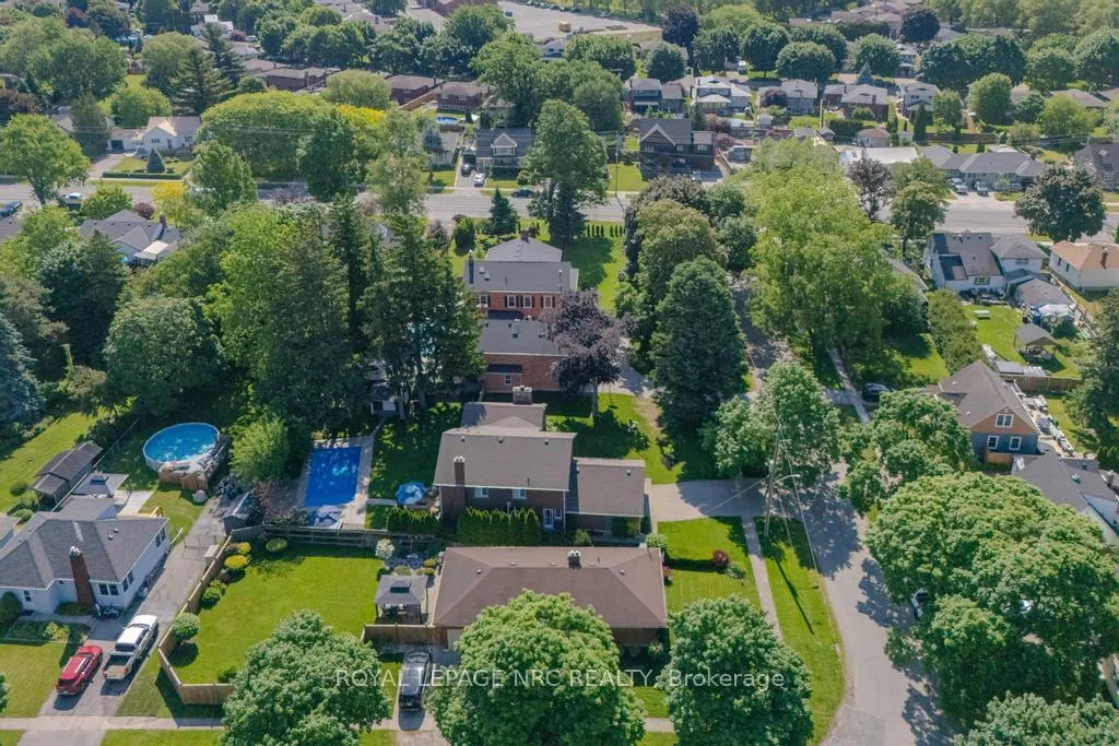 Photo 43 of 4 Maplewood Drive, St. Catharines, Vine/Linwell — HOMEH