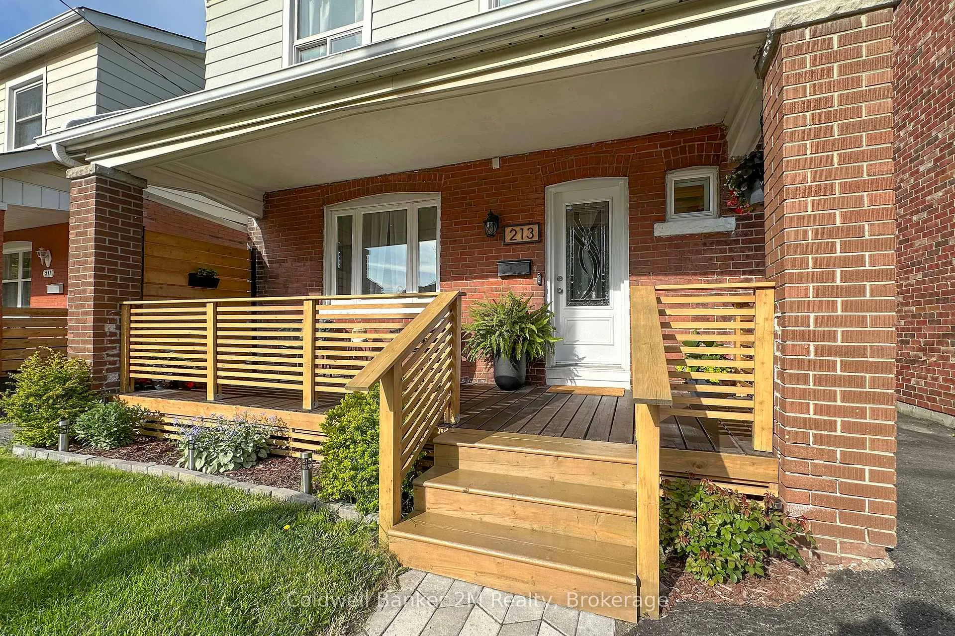 Photo 2 of 213 Huron Street, Oshawa, Central — HOMEH