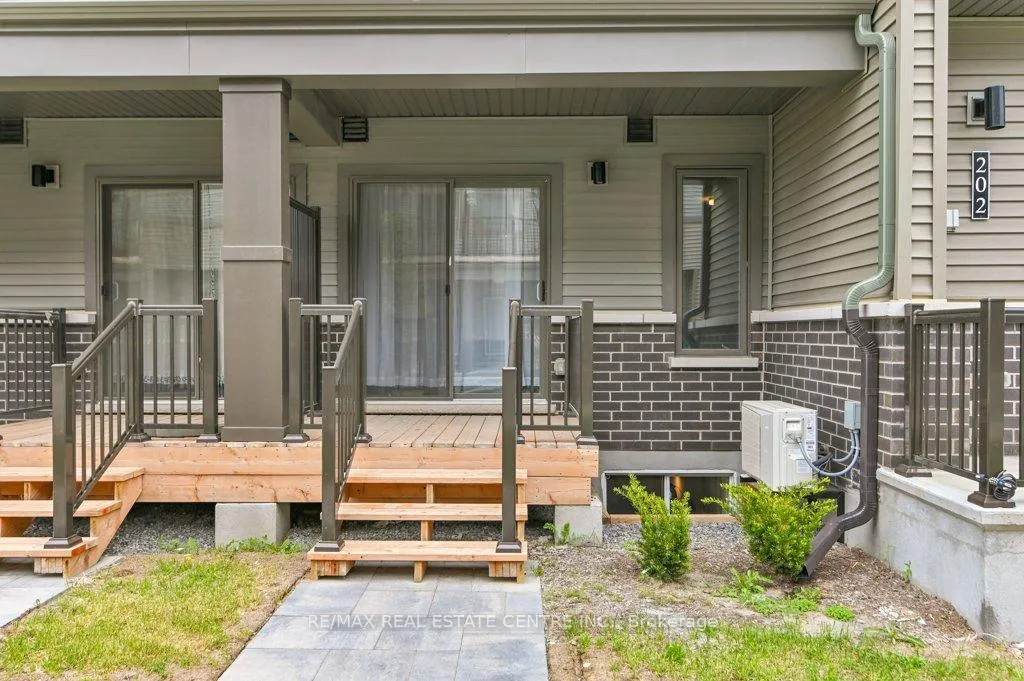Photo 20 of 216 Parnian Pvt, Ottawa, Barrhaven - Half Moon Bay — HOMEH