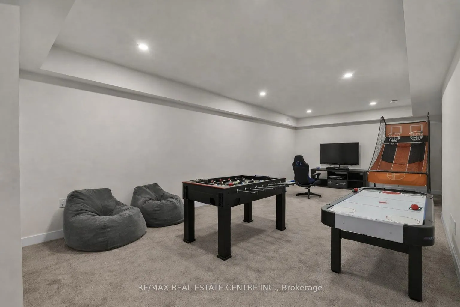 Photo 21 of 216 Parnian Pvt, Ottawa, Barrhaven - Half Moon Bay — HOMEH