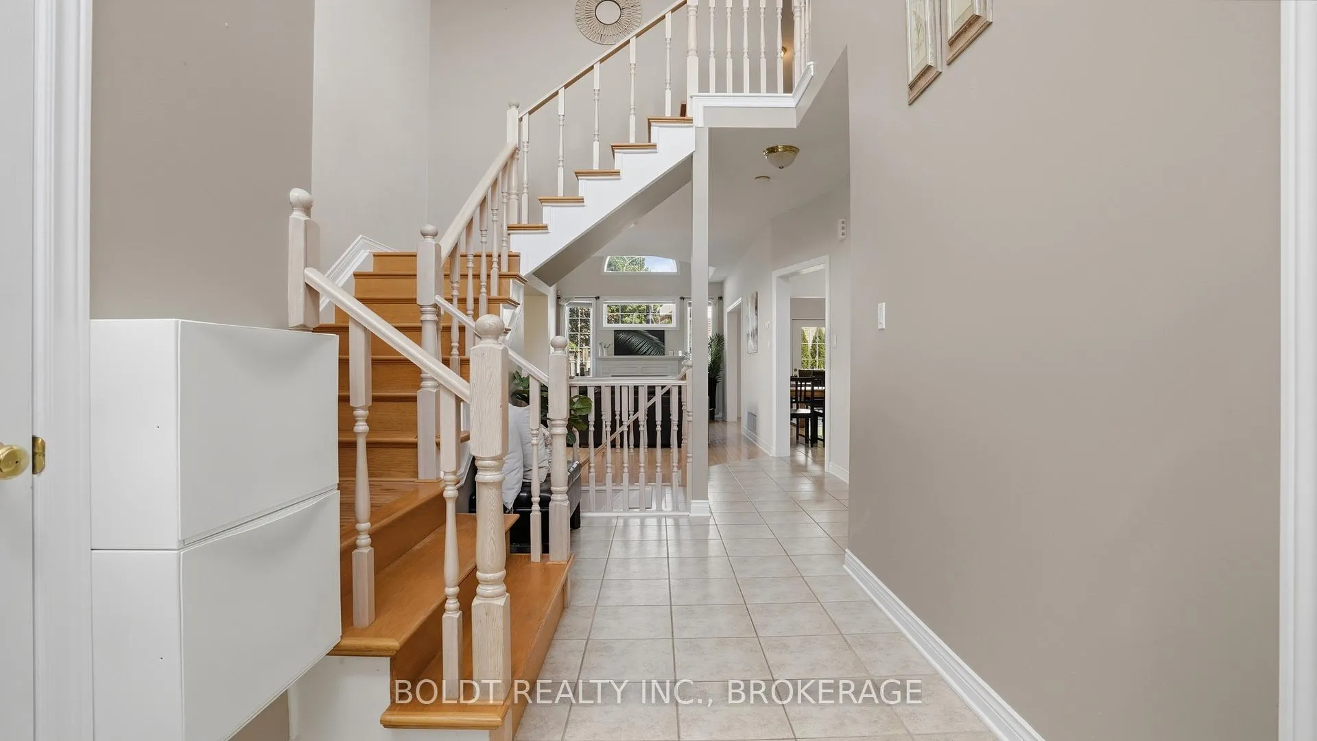 Photo 5 of 25 Summers Drive, Thorold, Confederation Heights — HOMEH