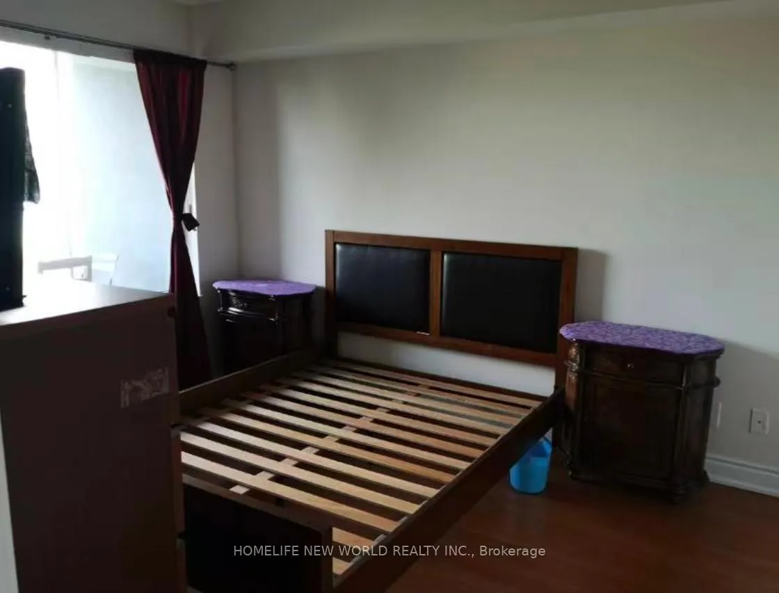 Photo 3 of Unit 308, 233 South Park Road, Markham, Thornhill — HOMEH