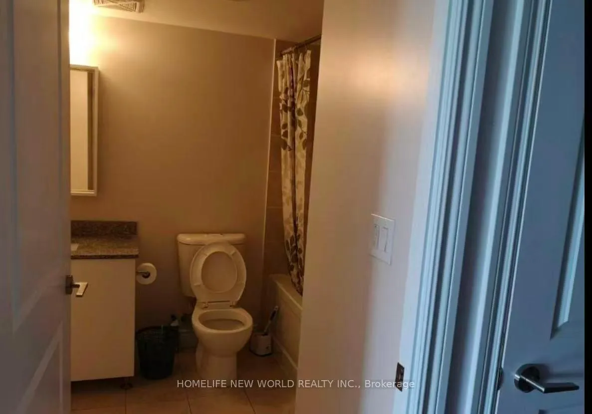 Photo 5 of Unit 308, 233 South Park Road, Markham, Thornhill — HOMEH