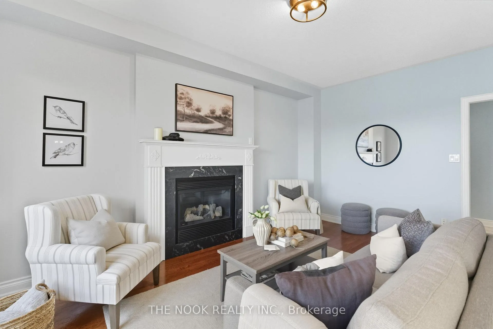 Photo 8 of 42 Bridle Court, Clarington, Courtice — HOMEH