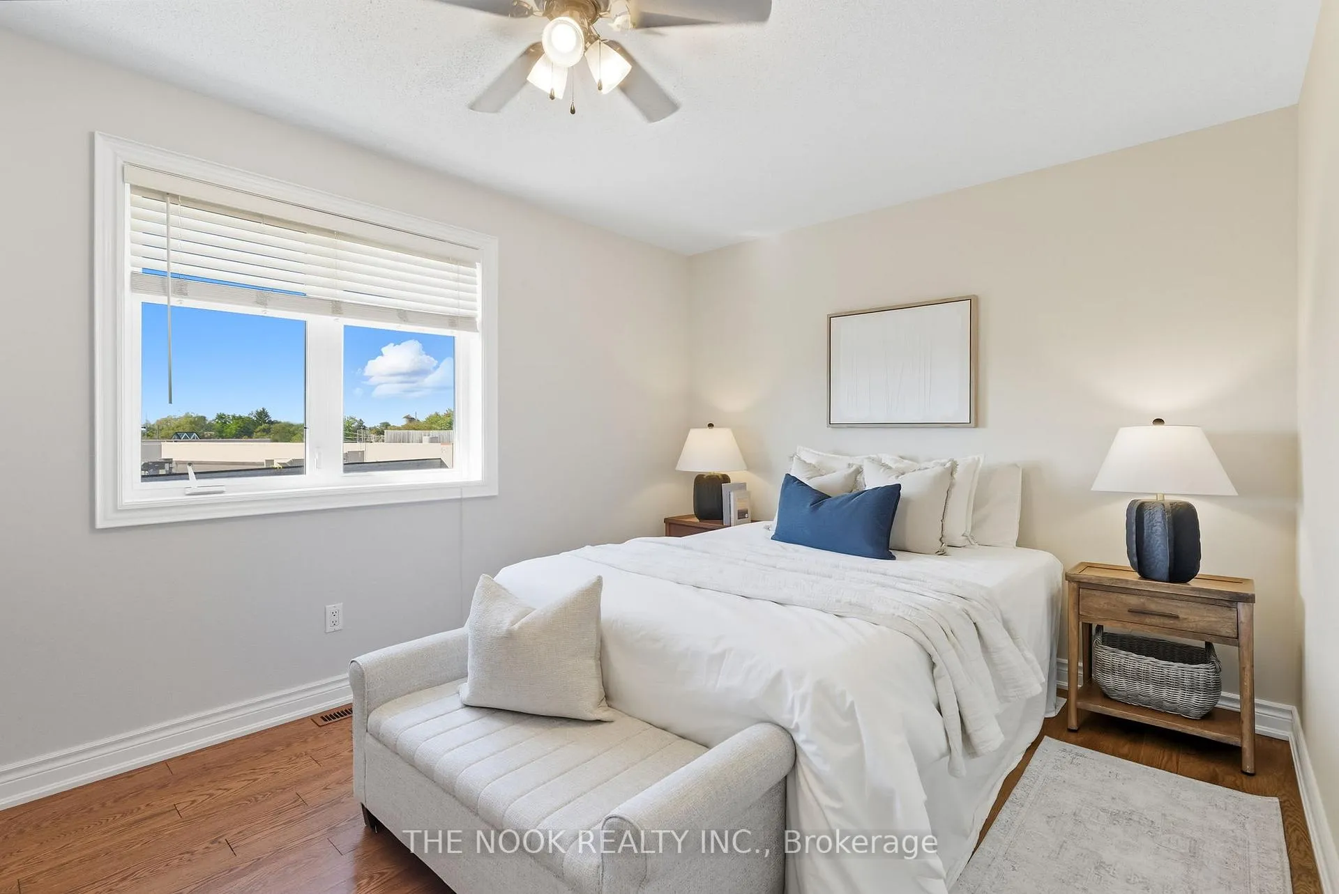 Photo 22 of 42 Bridle Court, Clarington, Courtice — HOMEH