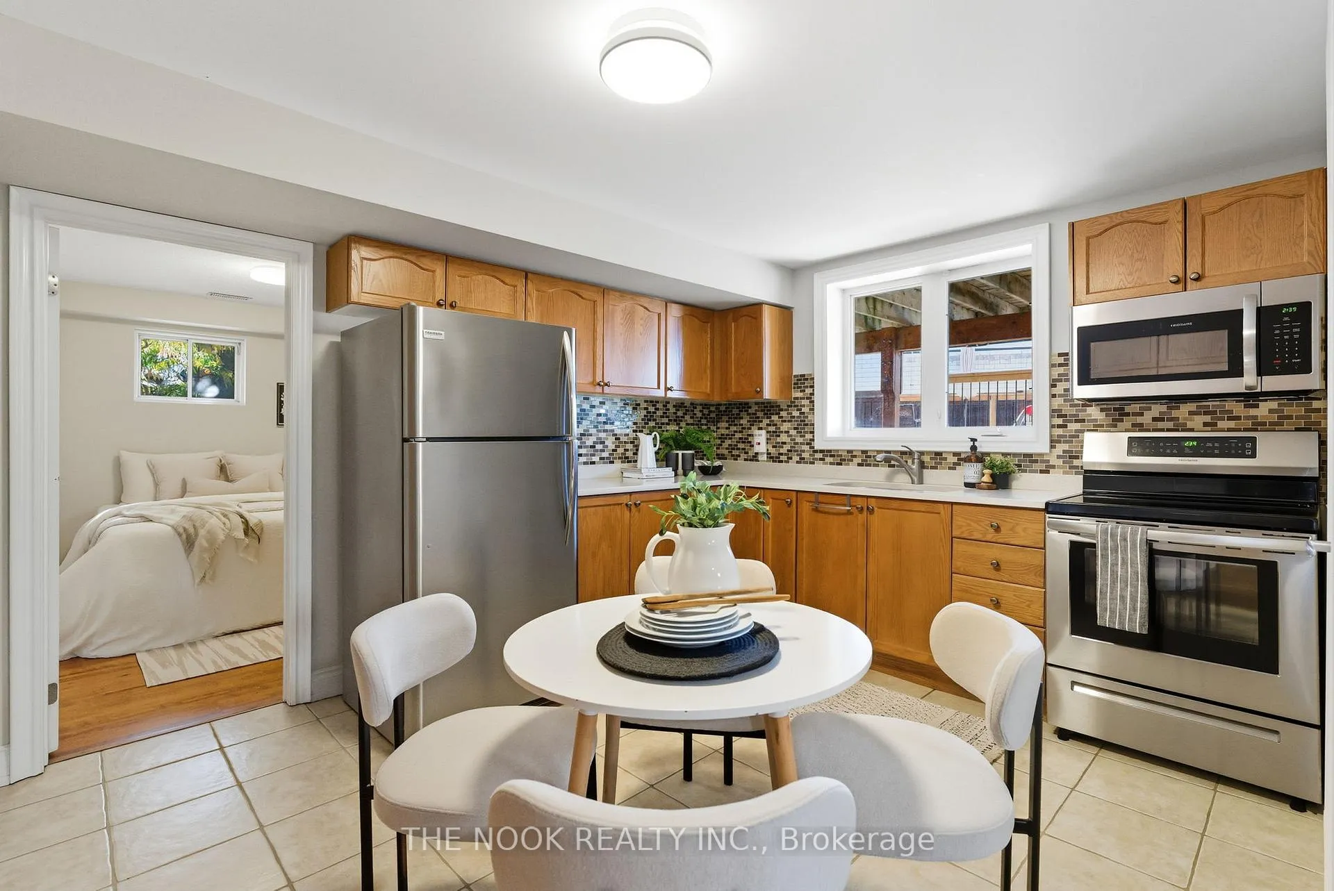 Photo 27 of 42 Bridle Court, Clarington, Courtice — HOMEH