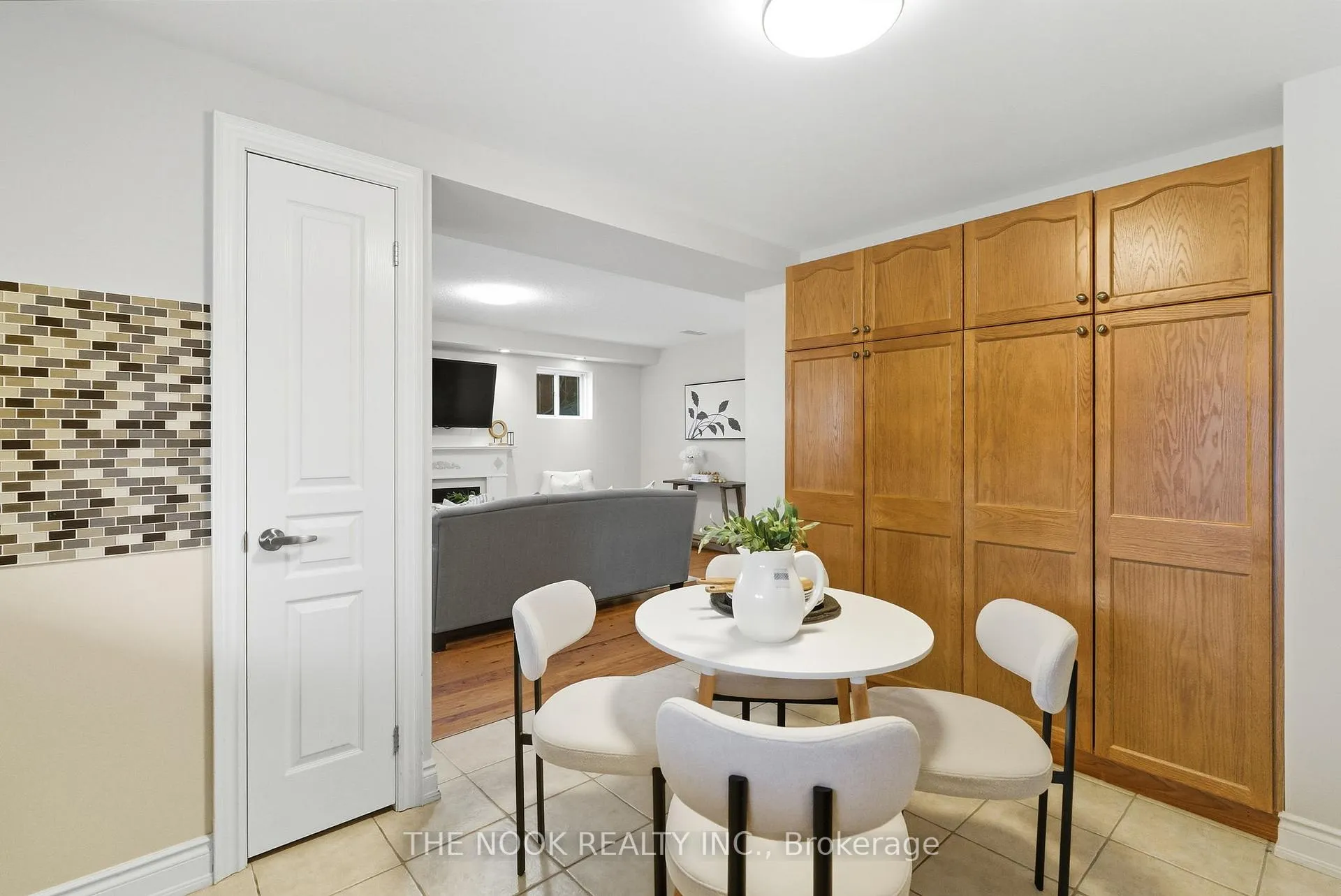 Photo 28 of 42 Bridle Court, Clarington, Courtice — HOMEH