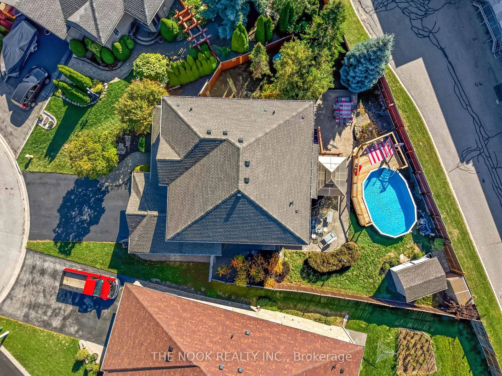 Photo 43 of 42 Bridle Court, Clarington, Courtice — HOMEH
