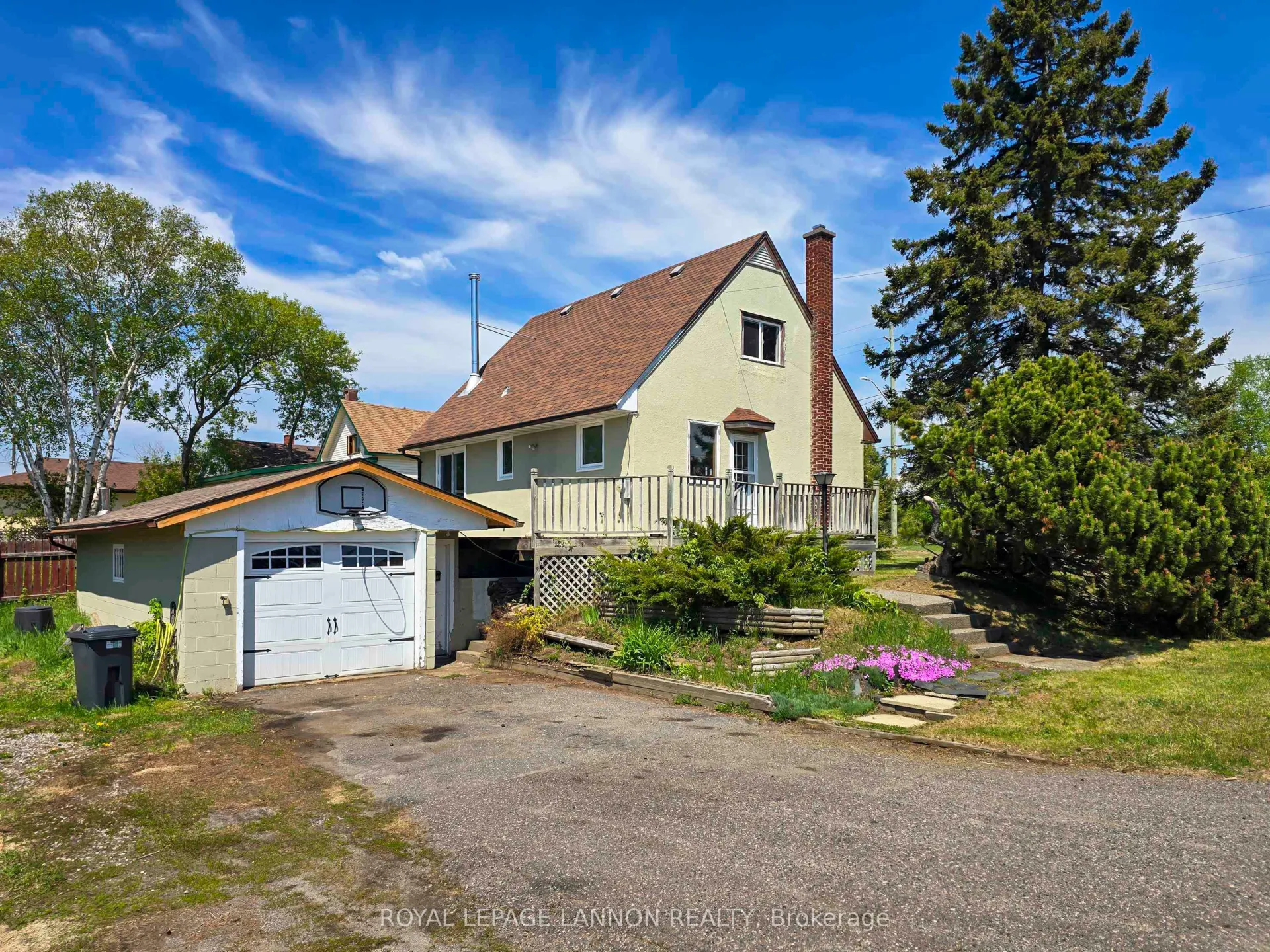 Photo 2 of 57 Clayte Street, Thunder Bay, Shuniah — HOMEH