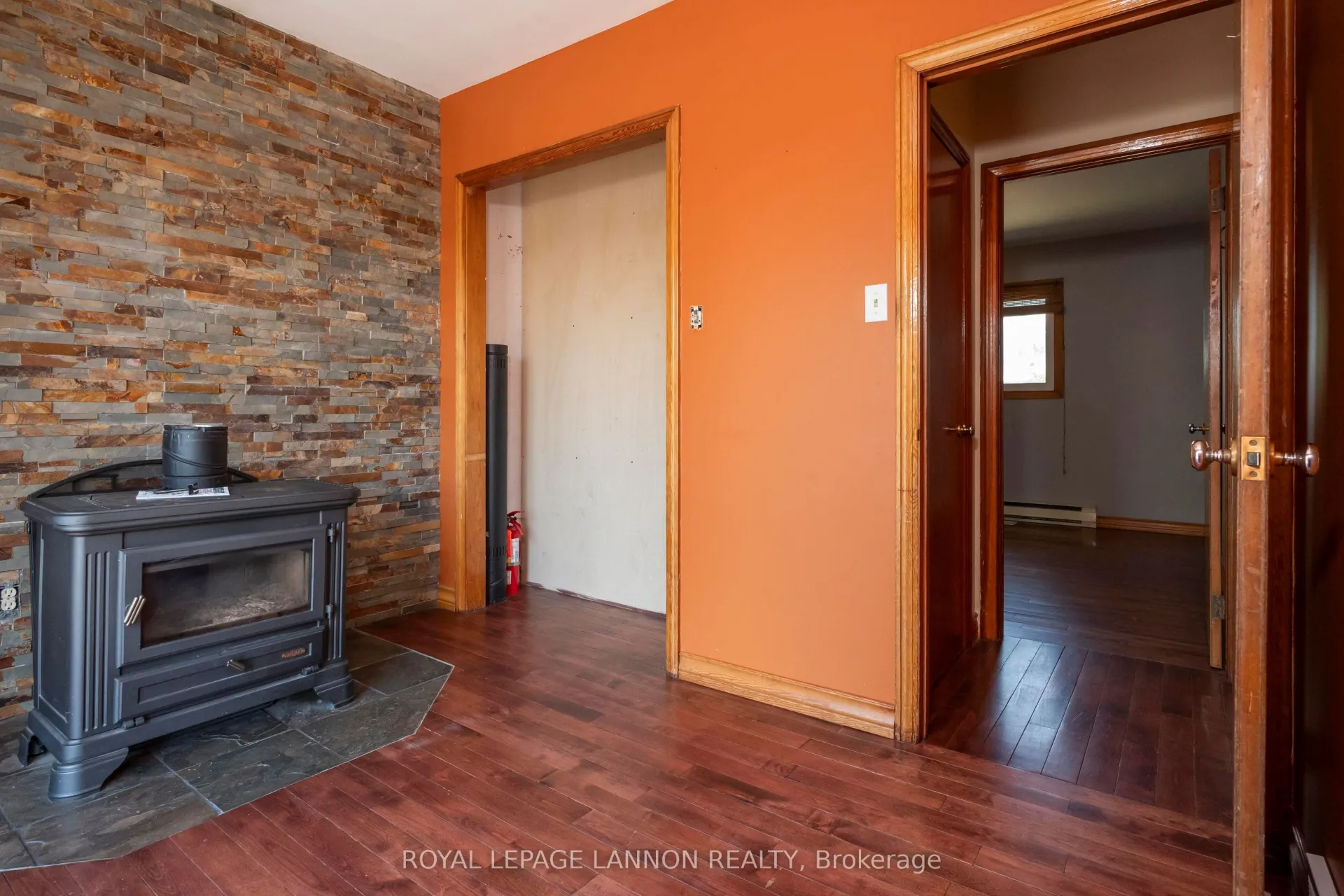 Photo 23 of 57 Clayte Street, Thunder Bay, Shuniah — HOMEH