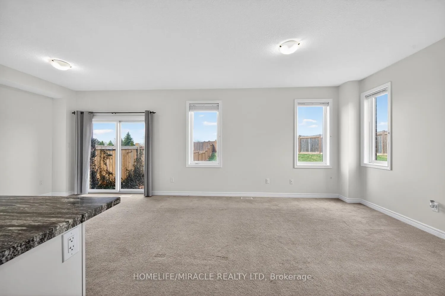Photo 15 of Unit Upper, 23 Pinot Crescent, Hamilton, Stoney Creek — HOMEH