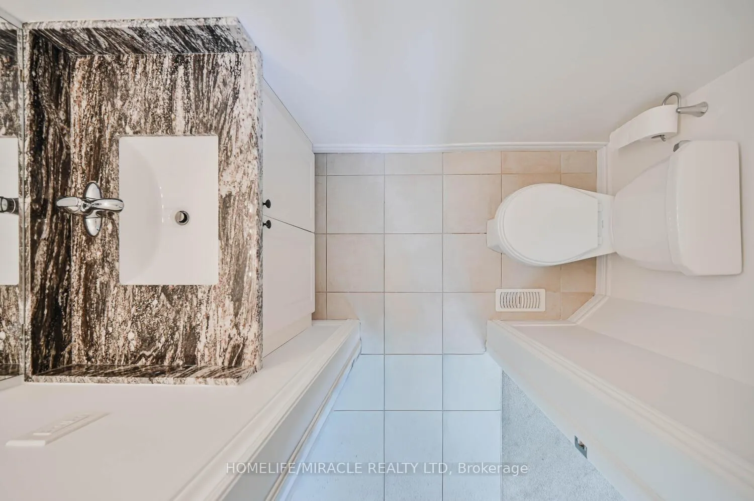 Photo 22 of Unit Upper, 23 Pinot Crescent, Hamilton, Stoney Creek — HOMEH