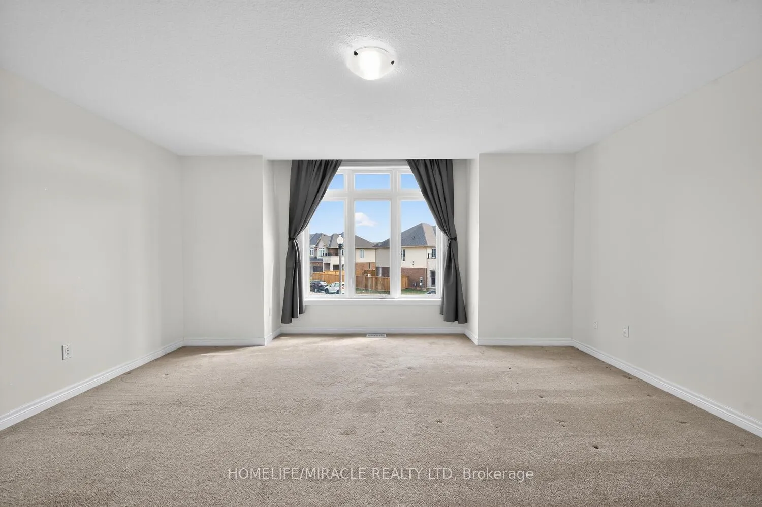 Photo 30 of Unit Upper, 23 Pinot Crescent, Hamilton, Stoney Creek — HOMEH