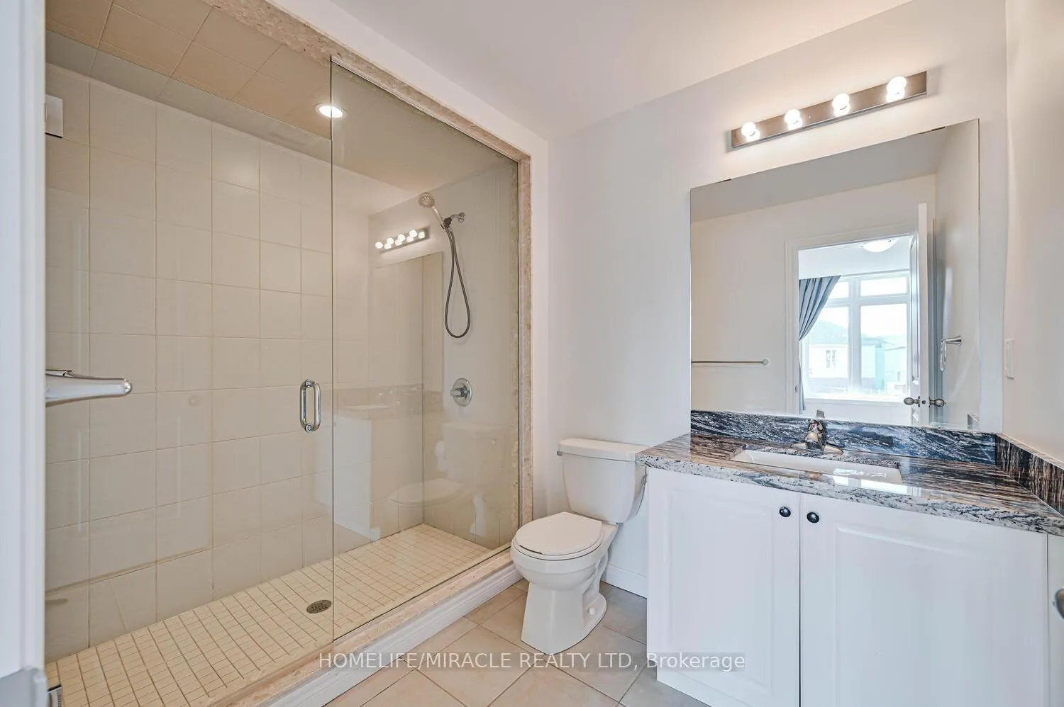 Photo 31 of Unit Upper, 23 Pinot Crescent, Hamilton, Stoney Creek — HOMEH