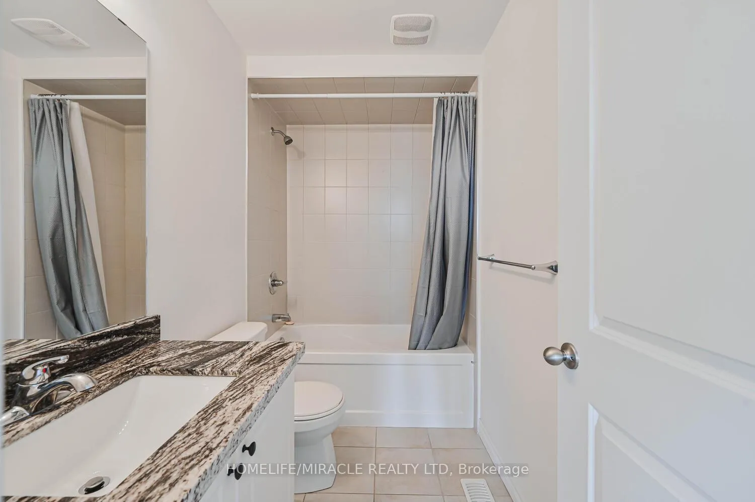 Photo 41 of Unit Upper, 23 Pinot Crescent, Hamilton, Stoney Creek — HOMEH